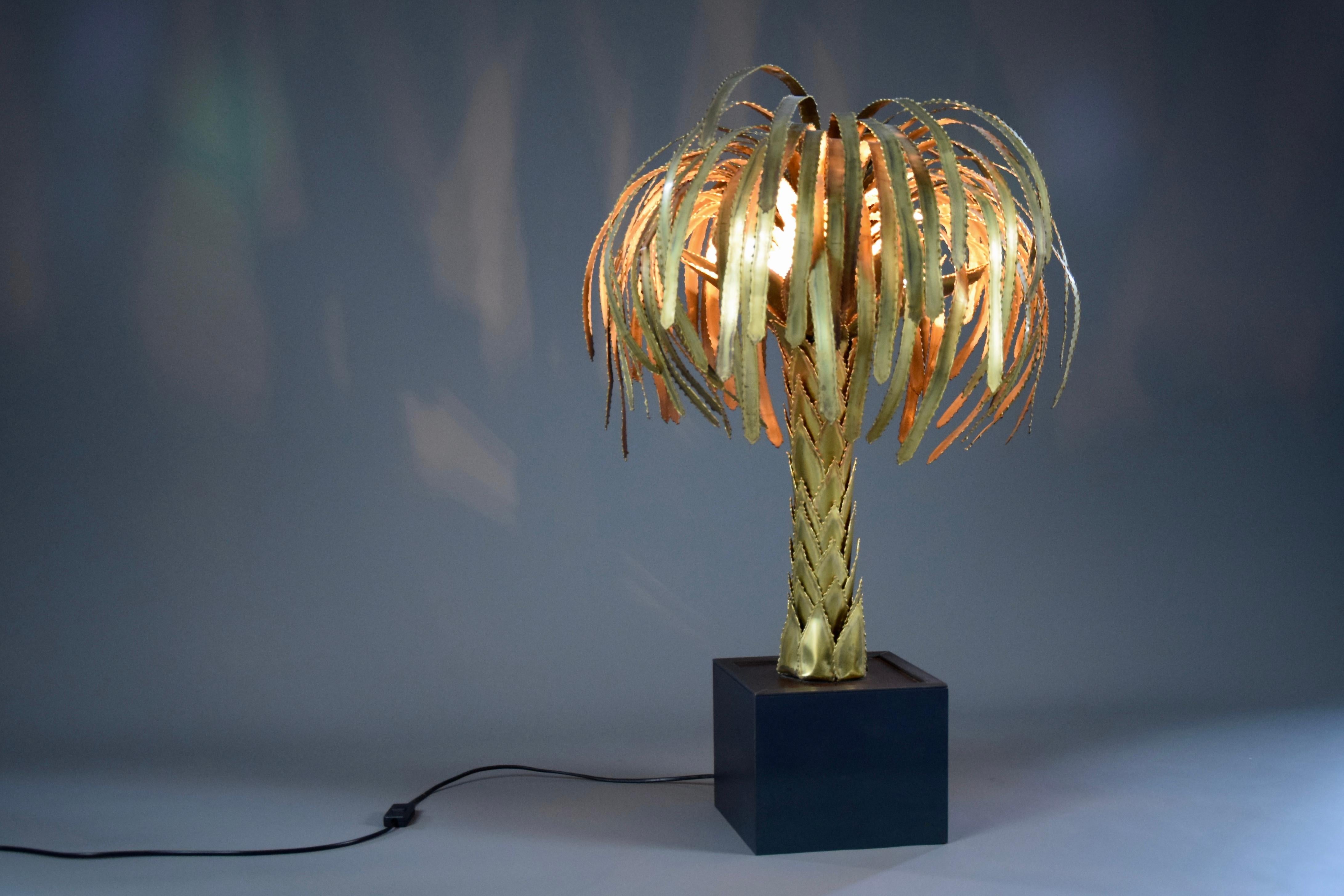 Late 20th Century Maison Jansen French Hollywood Regency Brass Palm Tree Table Lamp