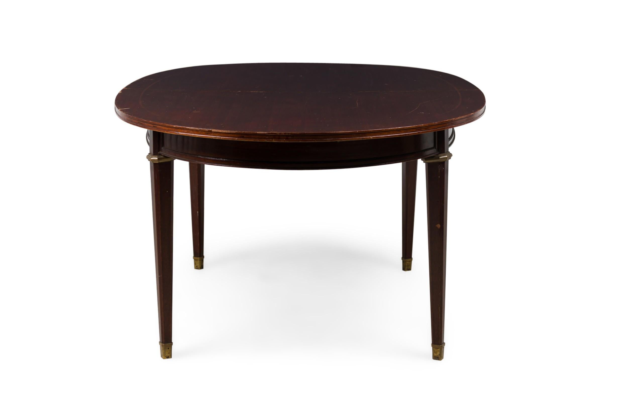 Maison Jansen Mesa extensible de comedor / conferencia francesa de caoba y bronce Moderno de mediados de siglo en venta