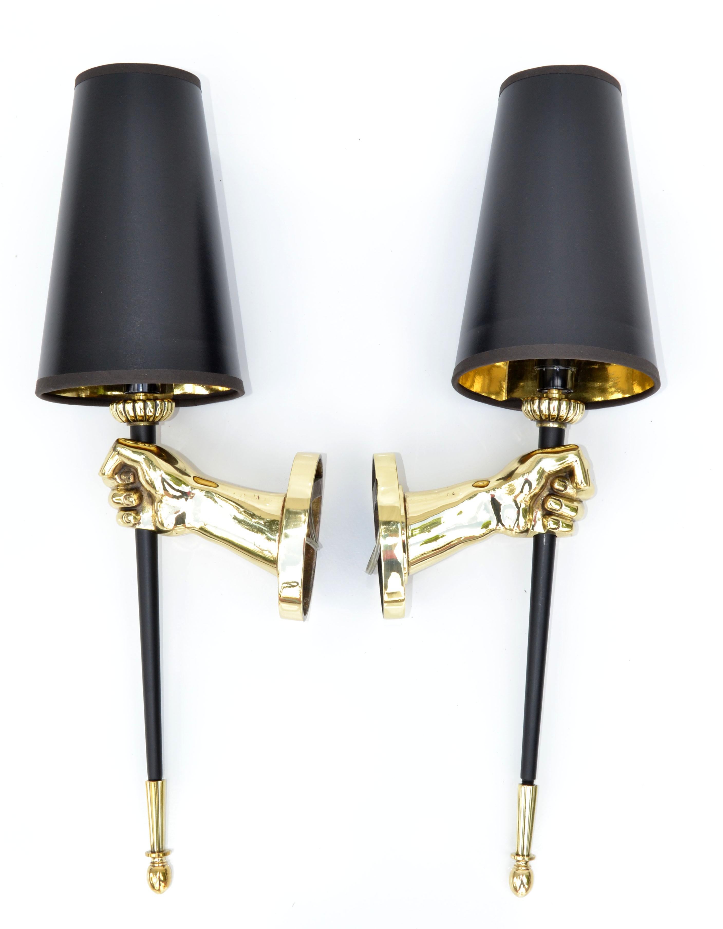 Maison Jansen Französisches Paar Bronze-Hand-Wandleuchter, Schwarze Fackel, Mid-Century Modern im Angebot 3