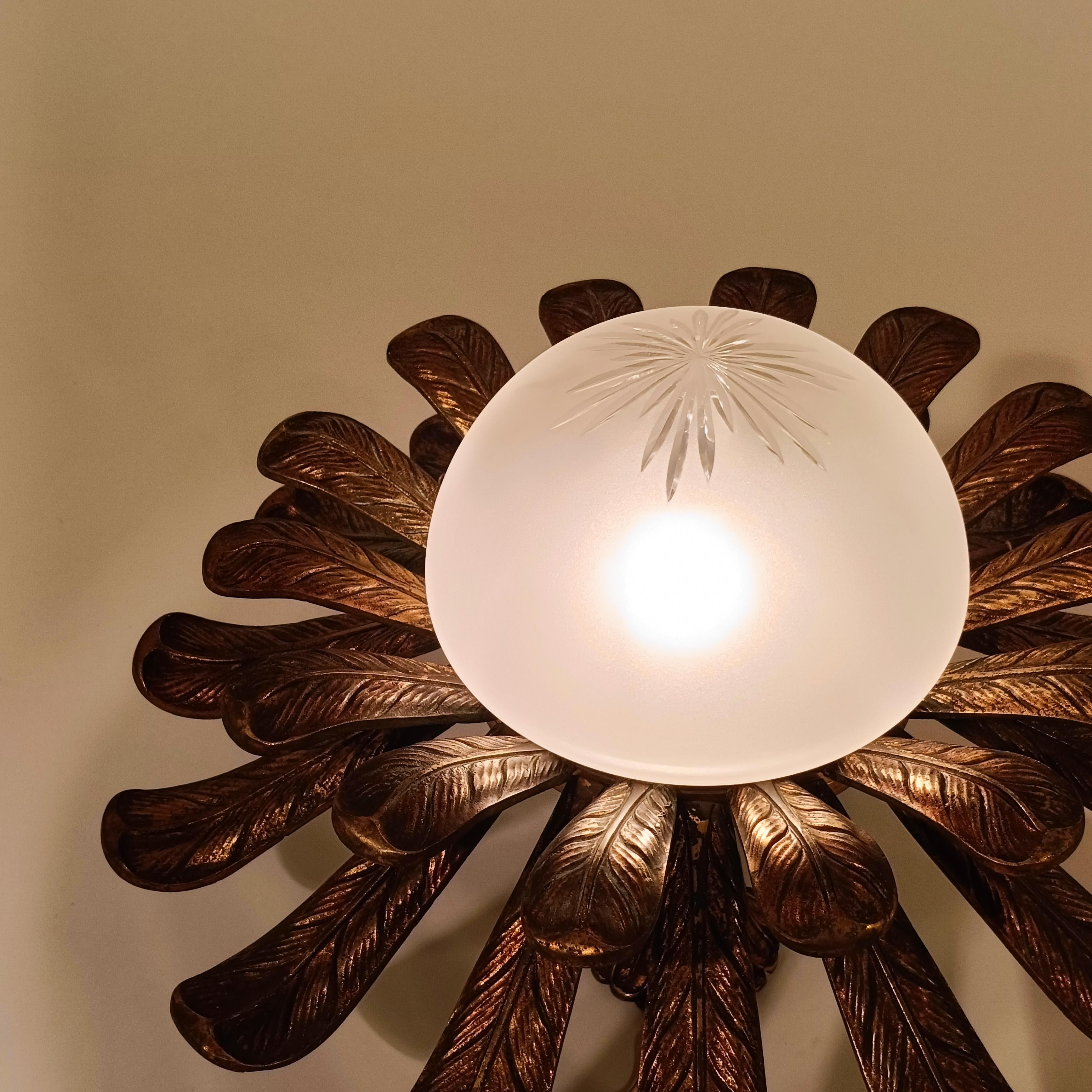 Maison Jansen. Gilded bronze flush mount with palm tree leaves, France, 1950s For Sale 6