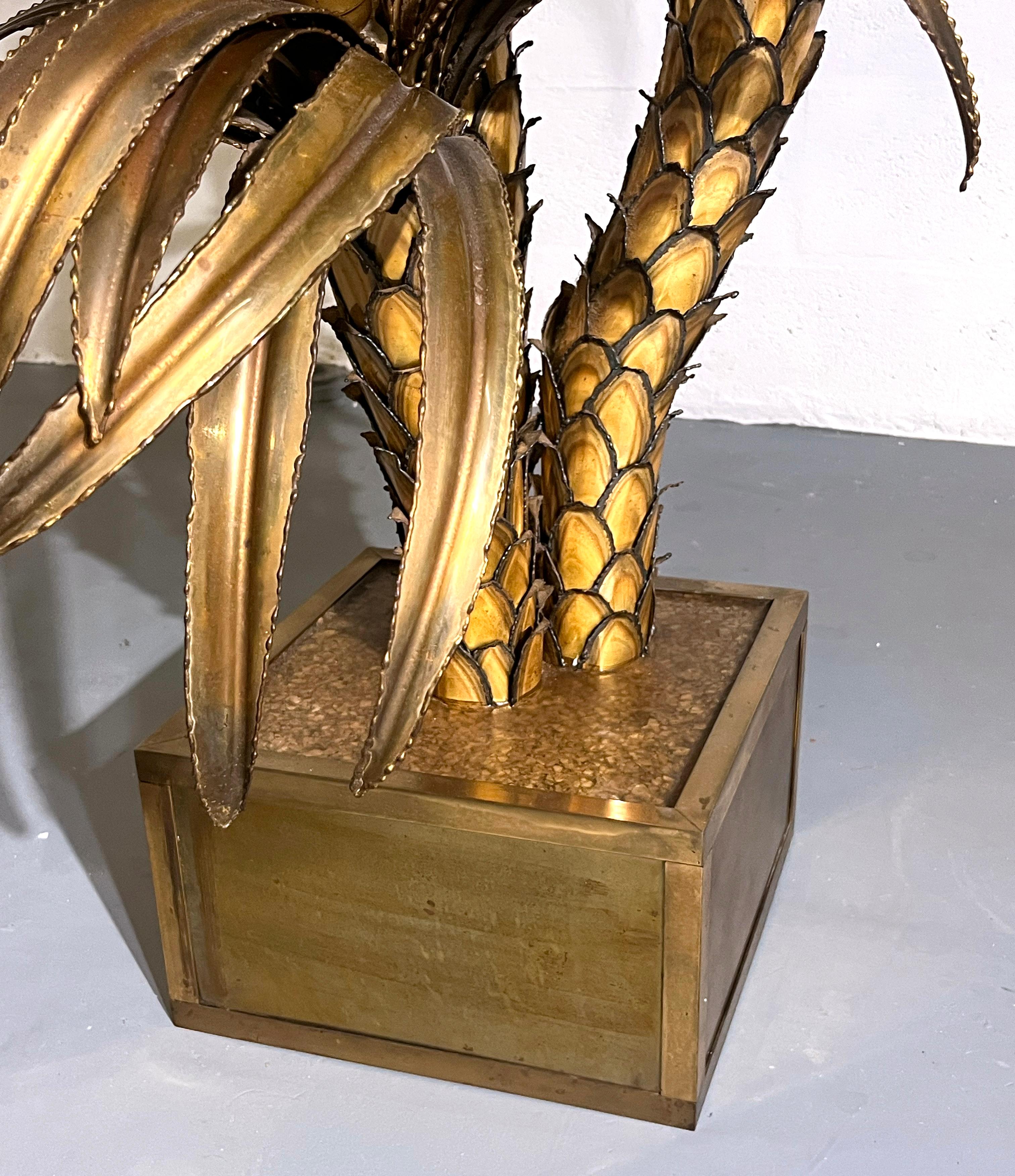 Lámpara de pie de palmera dorada Maison Jansen, Francia, años 70 finales del siglo XX en venta