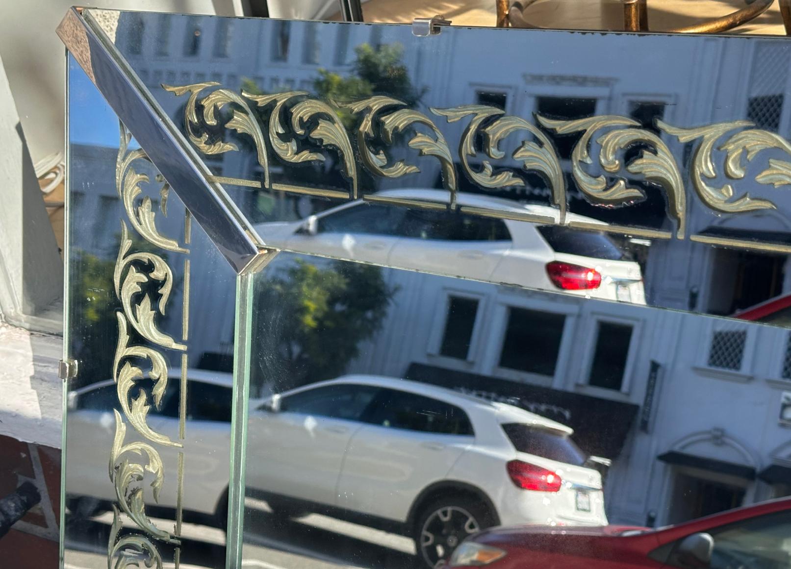 Maison Jansen Hollywood Regency miroir églomisé en vente 2