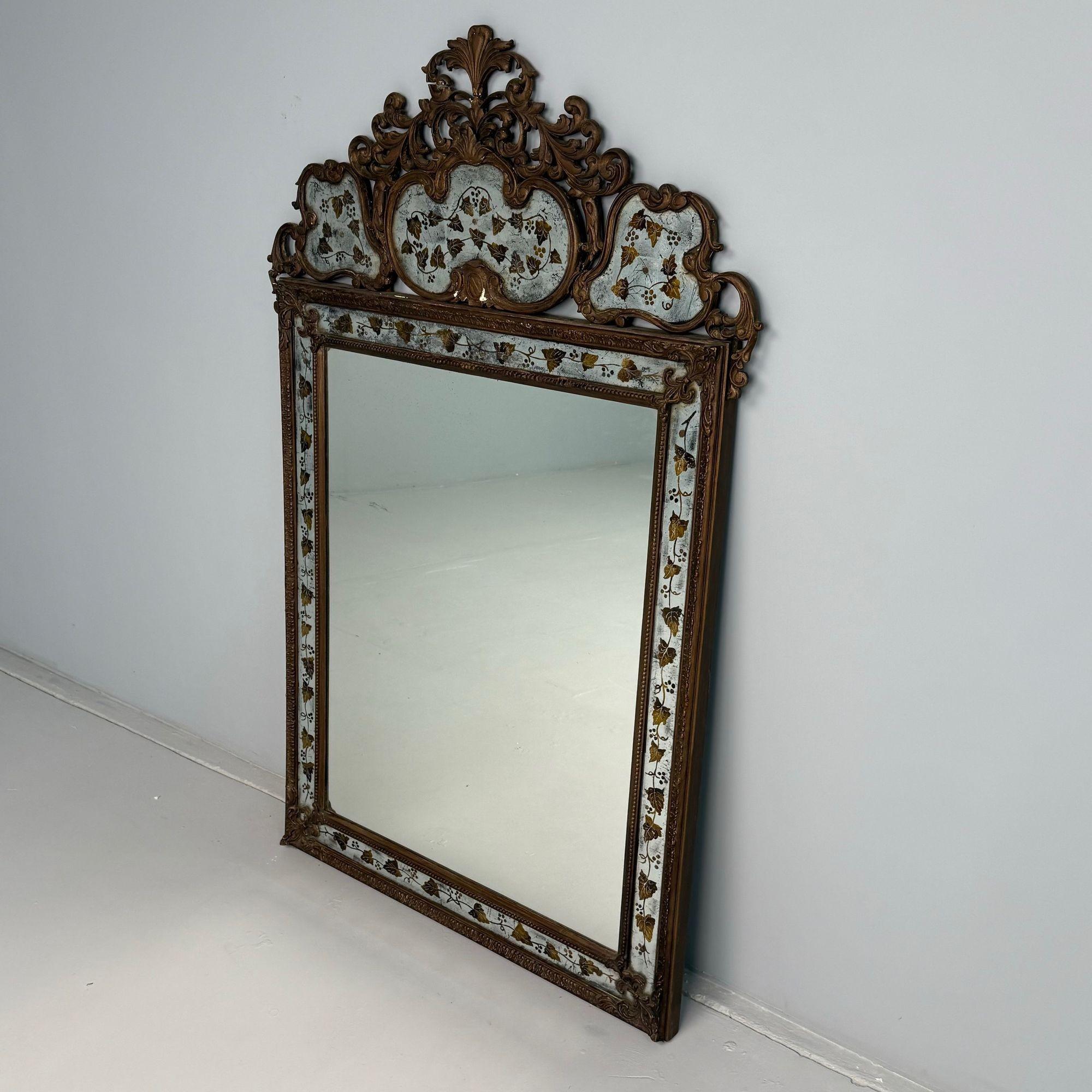 Milieu du XXe siècle Maison Jansen, Hollywood Regency, miroir mural églomisé, gesso, verre gravé en vente