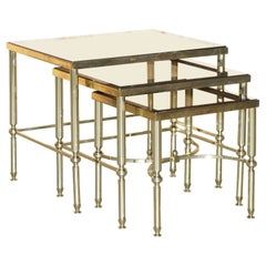 Ensemble de trois tables en verre de style Hollywood Regency de la Maison Jansen