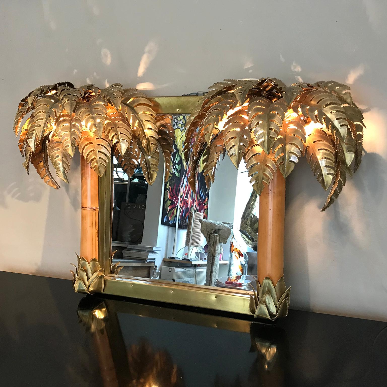 Maison Jansen Illuminated Palm Mirror, France, 1960s In Good Condition In Munich, DE