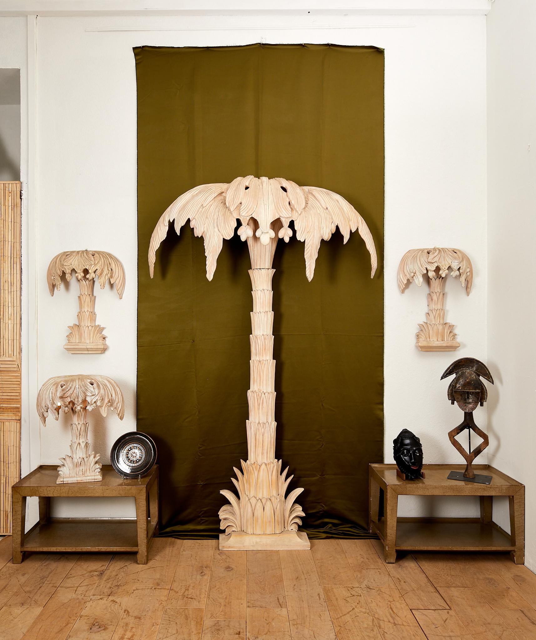 Maison Jansen, important wood sculpted sconce, circa 1960, France. 5