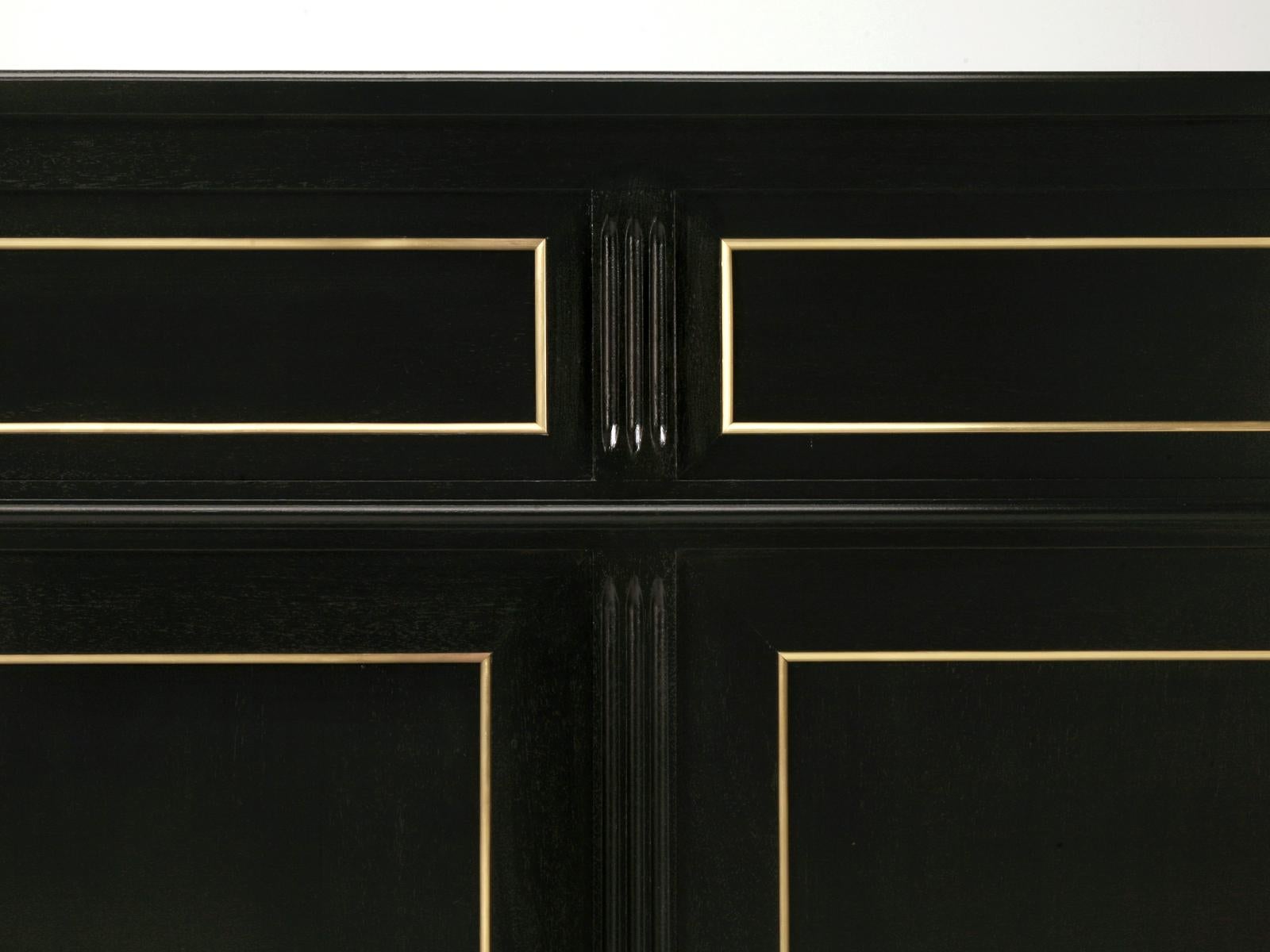 Maison Jansen Inspired Louis XVI Style TV Lift Console in an Ebonized Mahogany For Sale 1