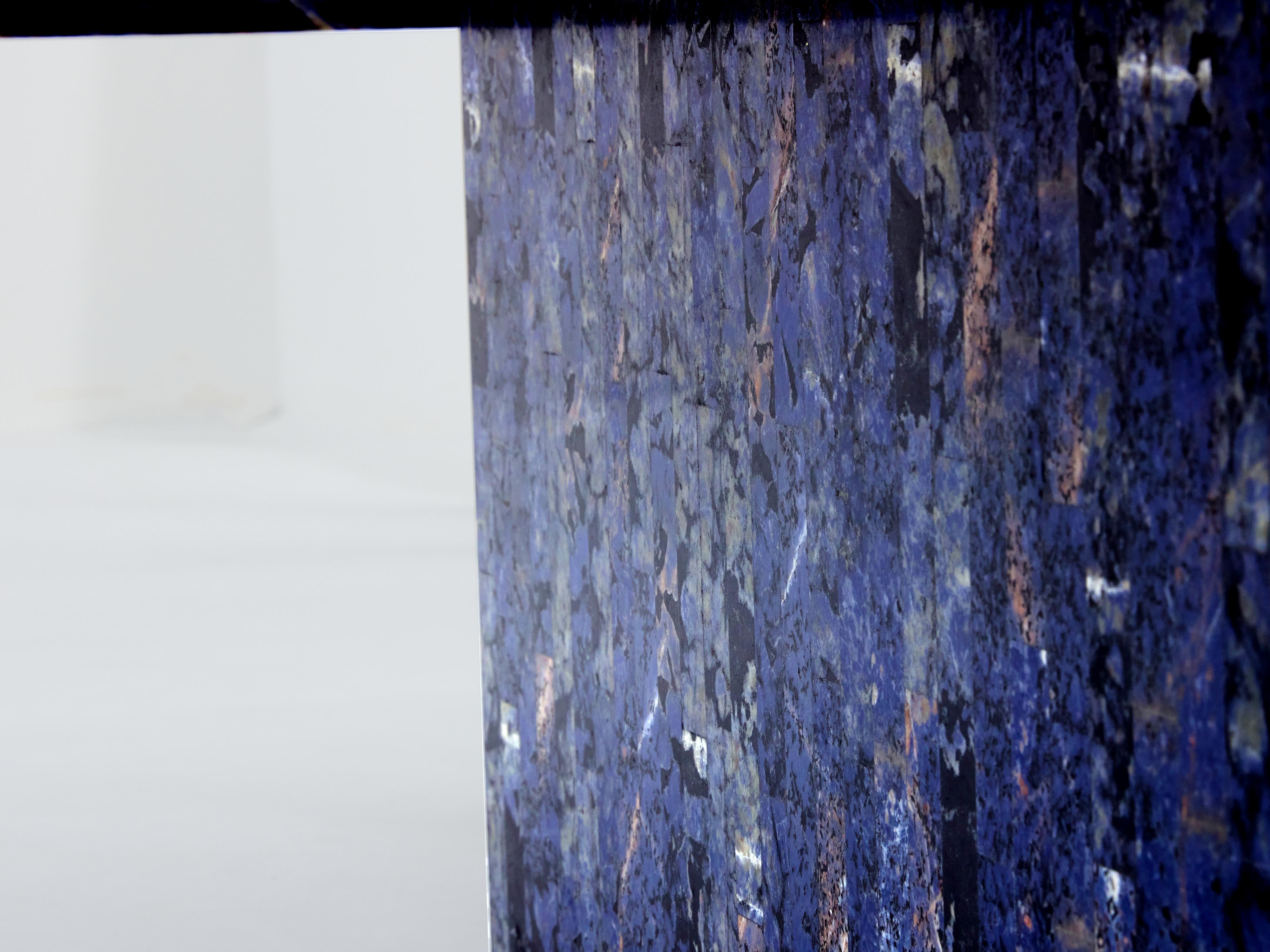 Maison Jansen attr. Table basse marquetée lapis-lazuli 1970 en vente 4