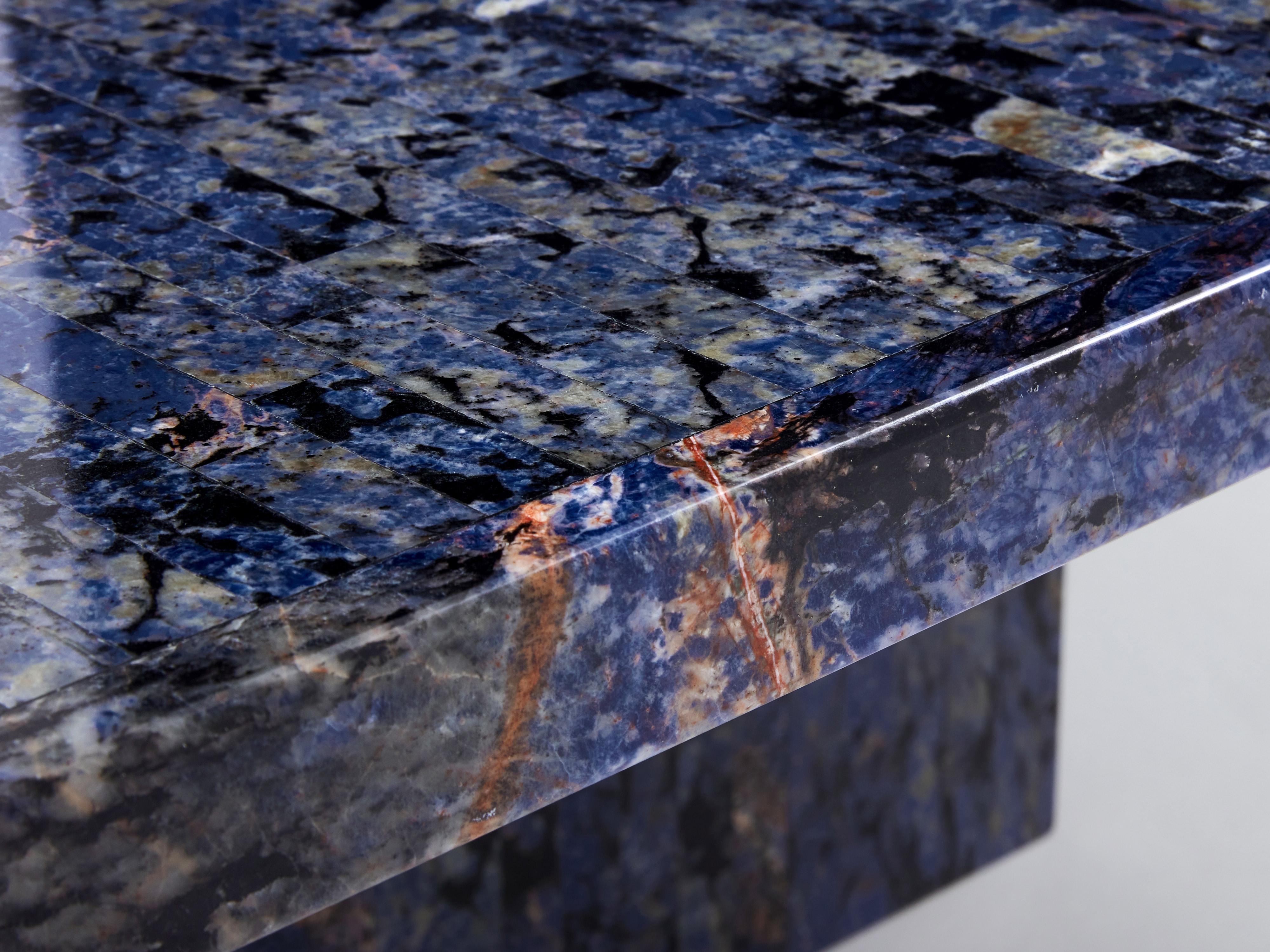 Maison Jansen attr. Table basse marquetée lapis-lazuli 1970 en vente 5
