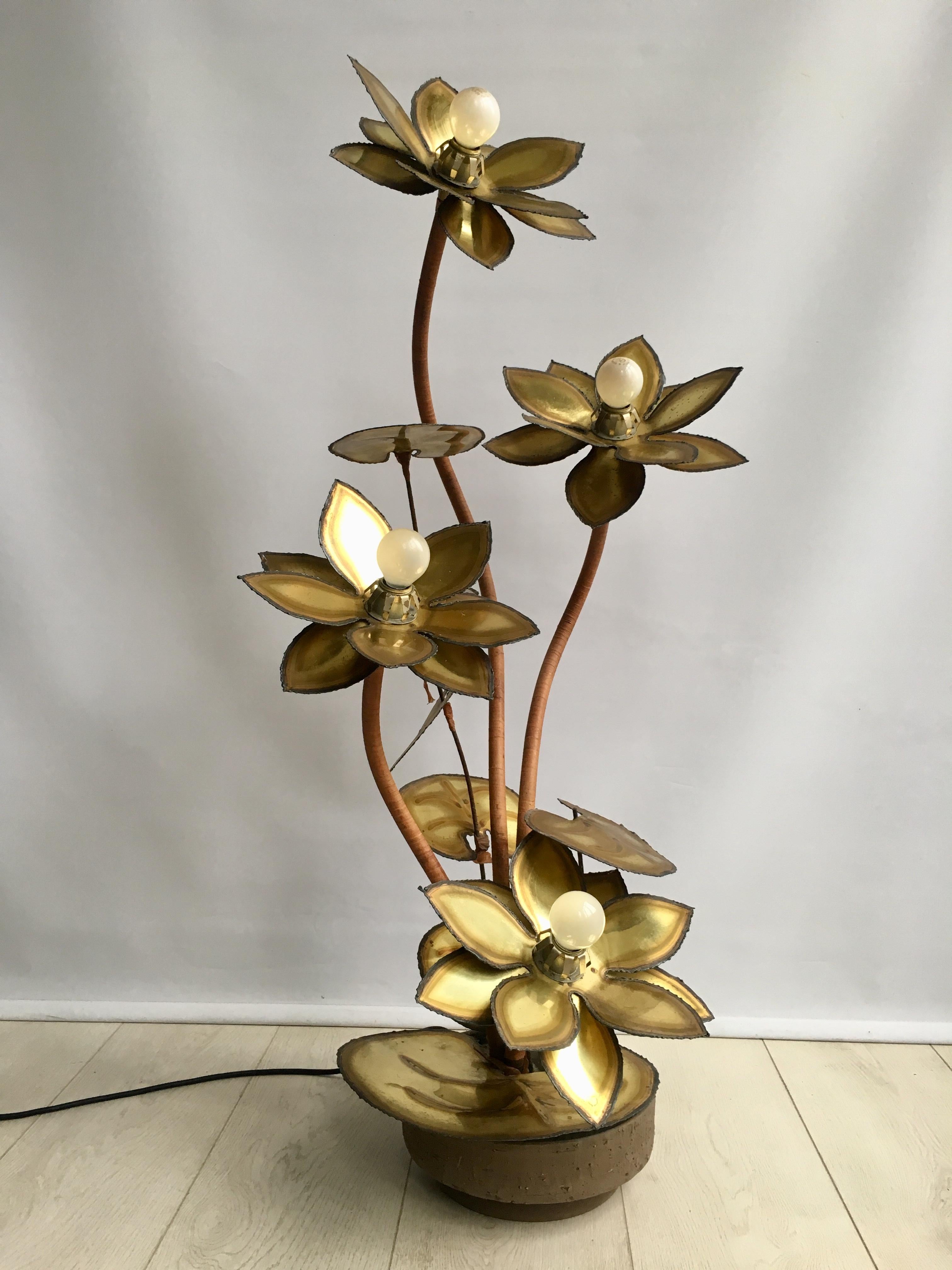 Maison Jansen Lotus Flower Lamp (Mitte des 20. Jahrhunderts) im Angebot