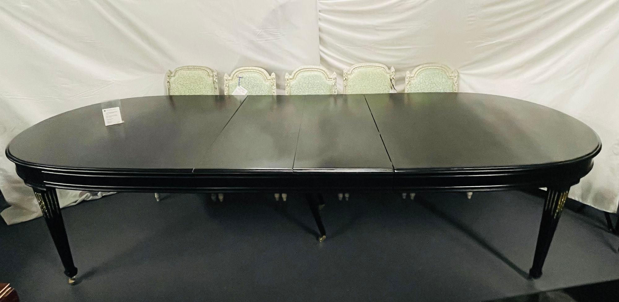 Maison Jansen Louis XVI Dining Table, Conference, Ebony, Bronze, French, 1930s In Good Condition For Sale In Stamford, CT