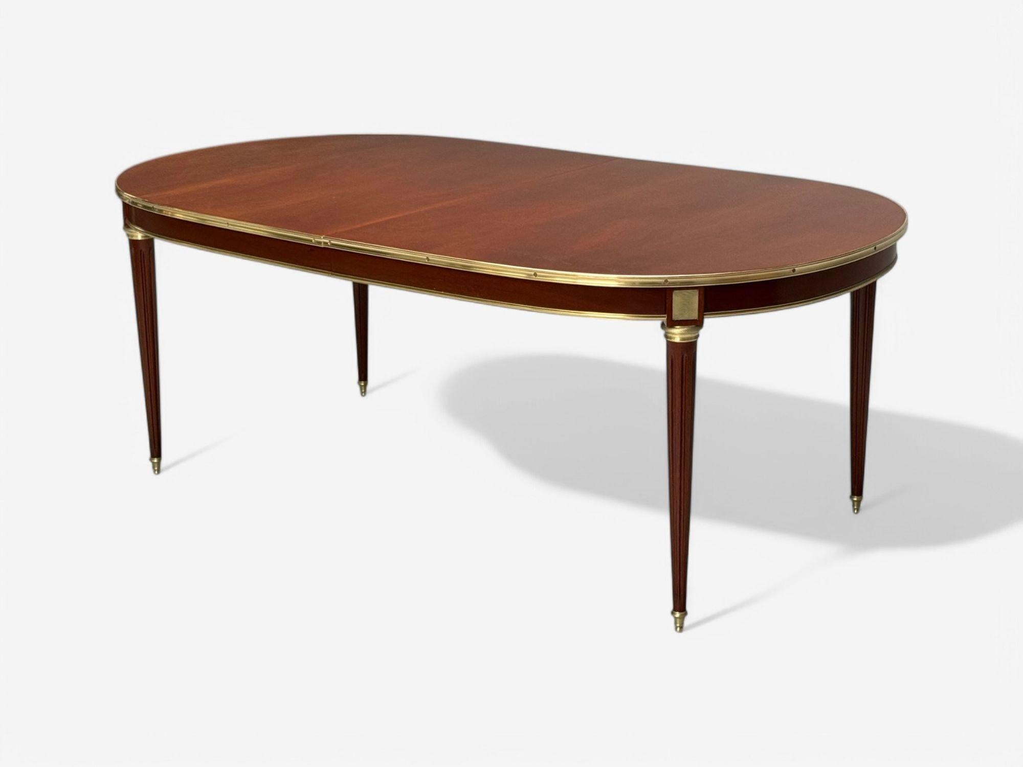 Maison Jansen, style Louis XVI, acajou, bronze, table de salle à manger, France, années 1920 Bon état - En vente à Manhasset, NY