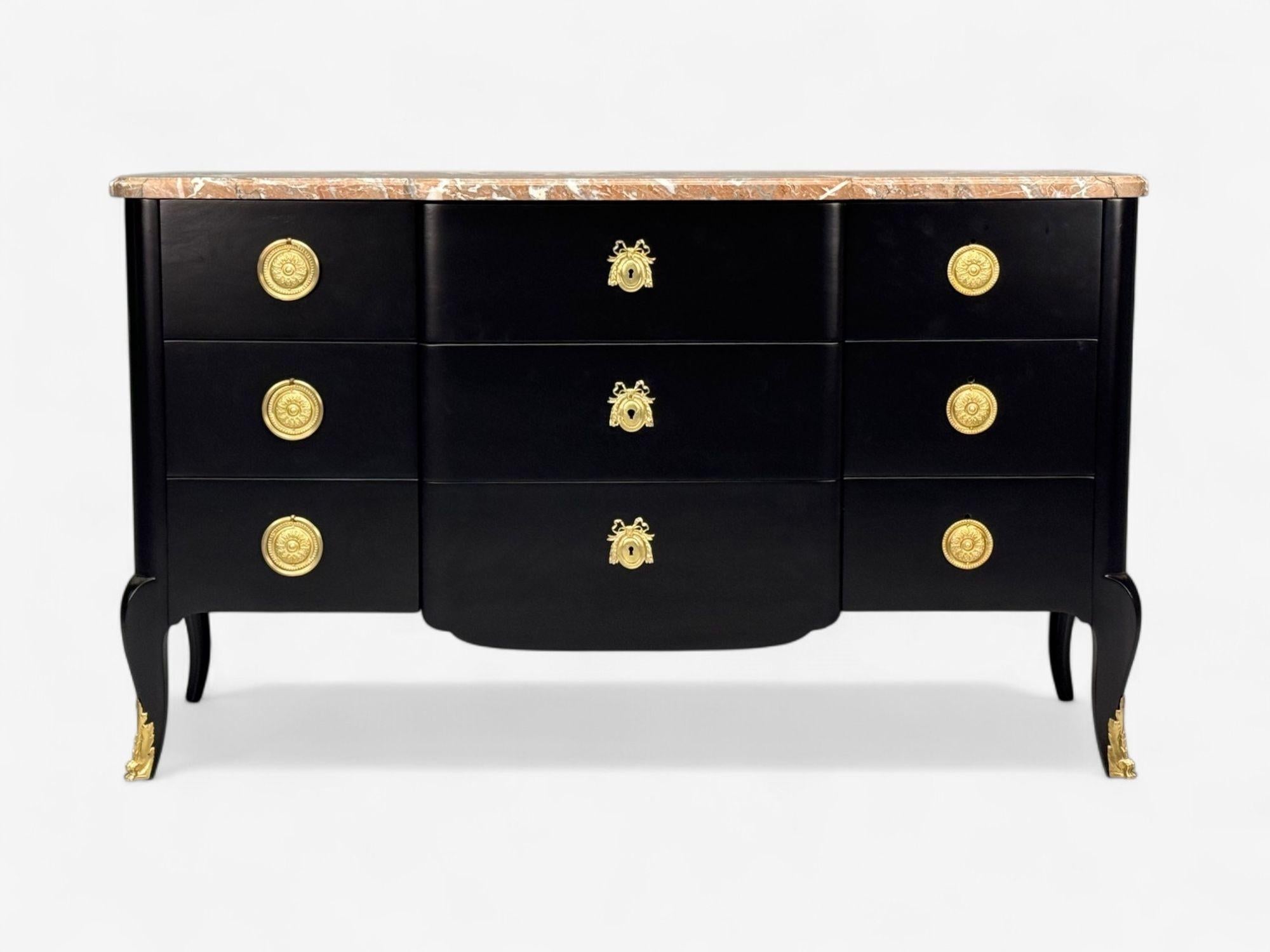 Maison Jansen, Mahagoni, Bronze, Marmor, ebonisierte Kommode, Frankreich, 1940er Jahre im Zustand „Gut“ im Angebot in Manhasset, NY