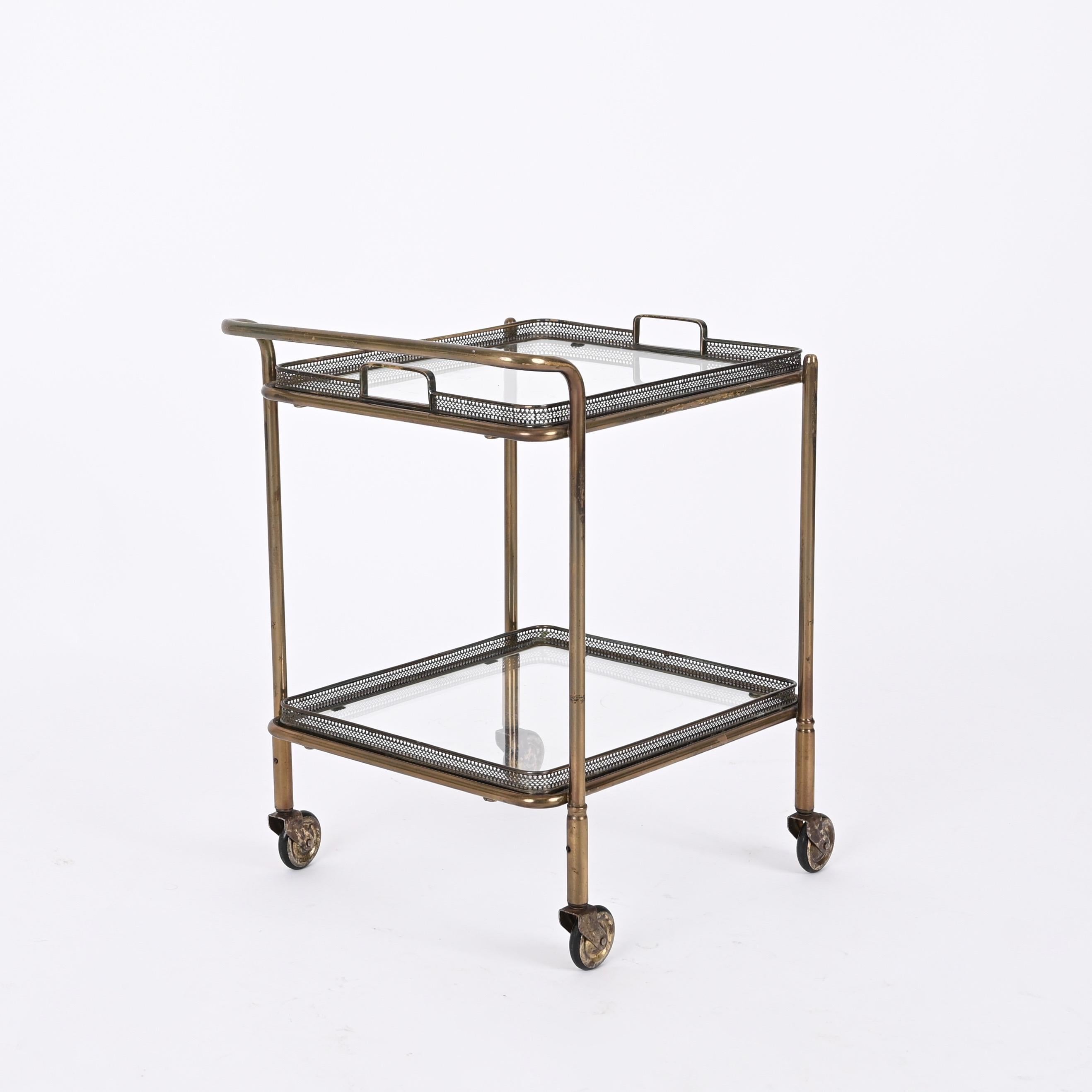 Maison Jansen Midcentury Brass and Crystal French Serving Bar Cart, 1950s For Sale 5