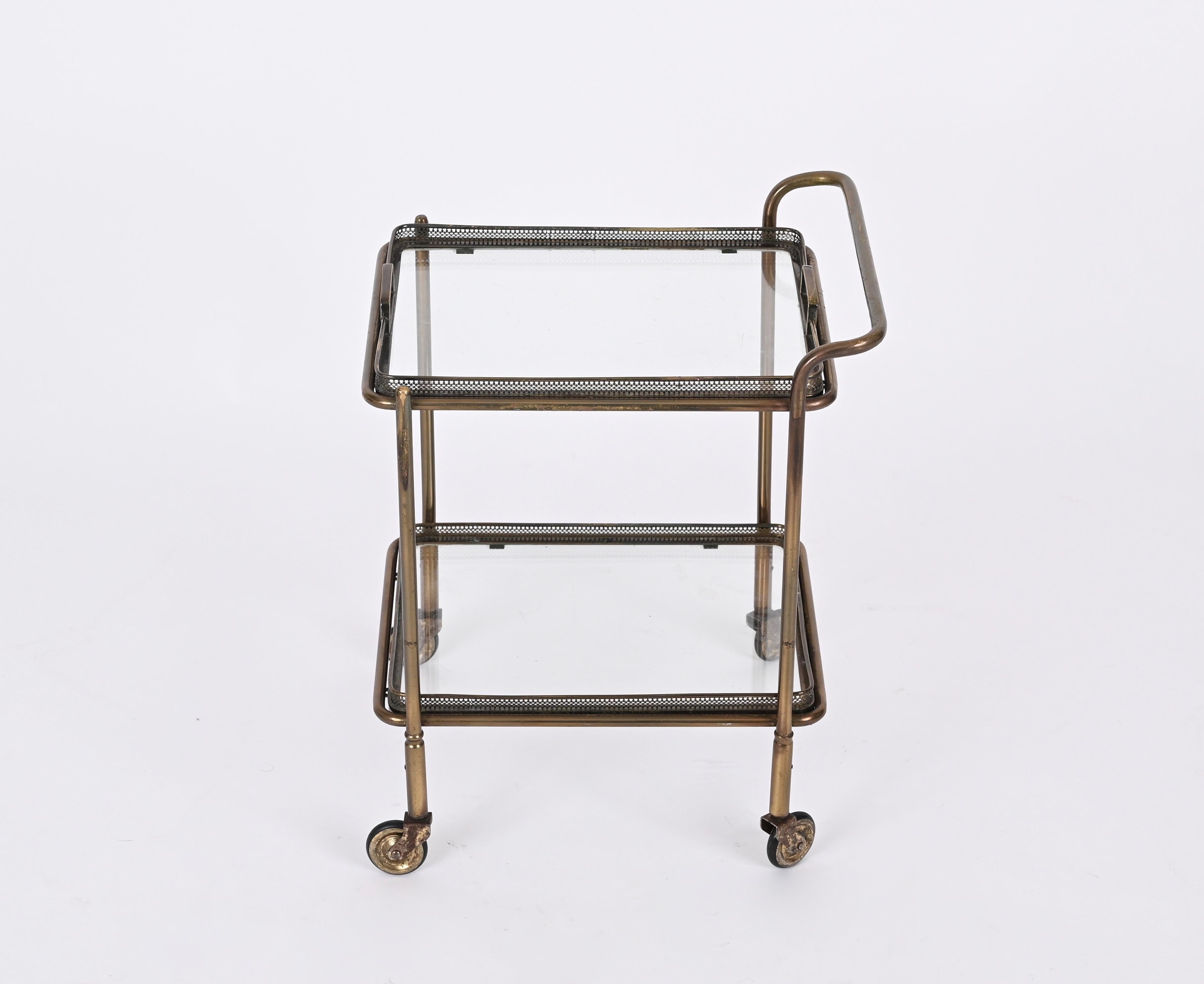 Maison Jansen Midcentury Brass and Crystal French Serving Bar Cart, 1950s For Sale 6