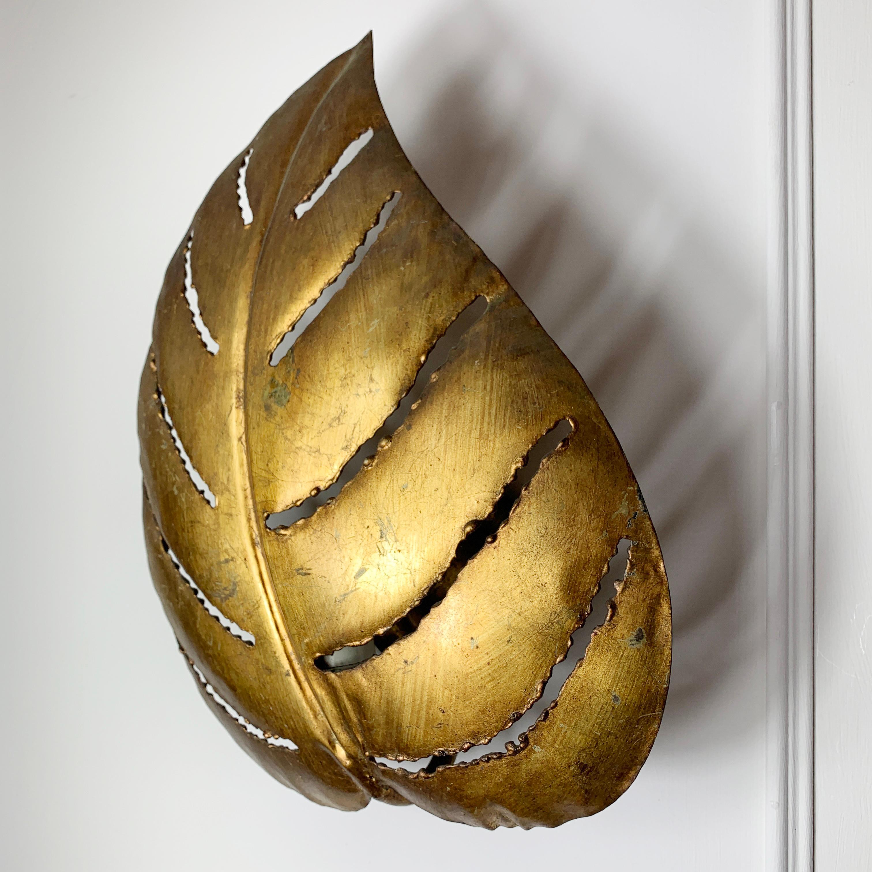 Maison Jansen Monstera Apliques de oro de una hoja años 70 Dorado en venta