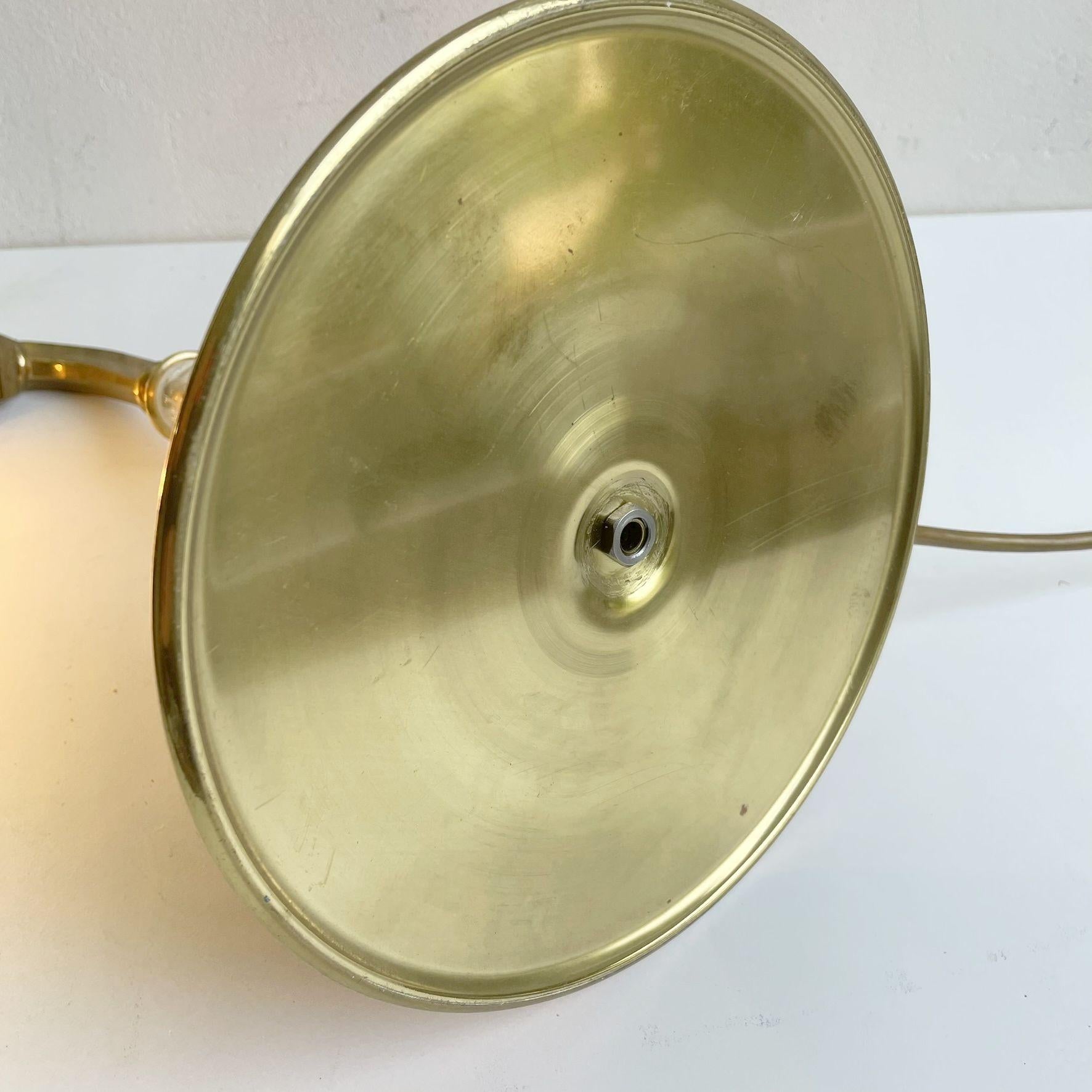 Lampe de bureau en coquille de moule de la Maison Jansen, France, 1970 en vente 3