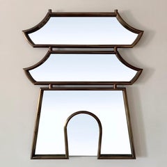 Specchio da parete Pagode di Maison Jansen, intorno al 1960, Francia.