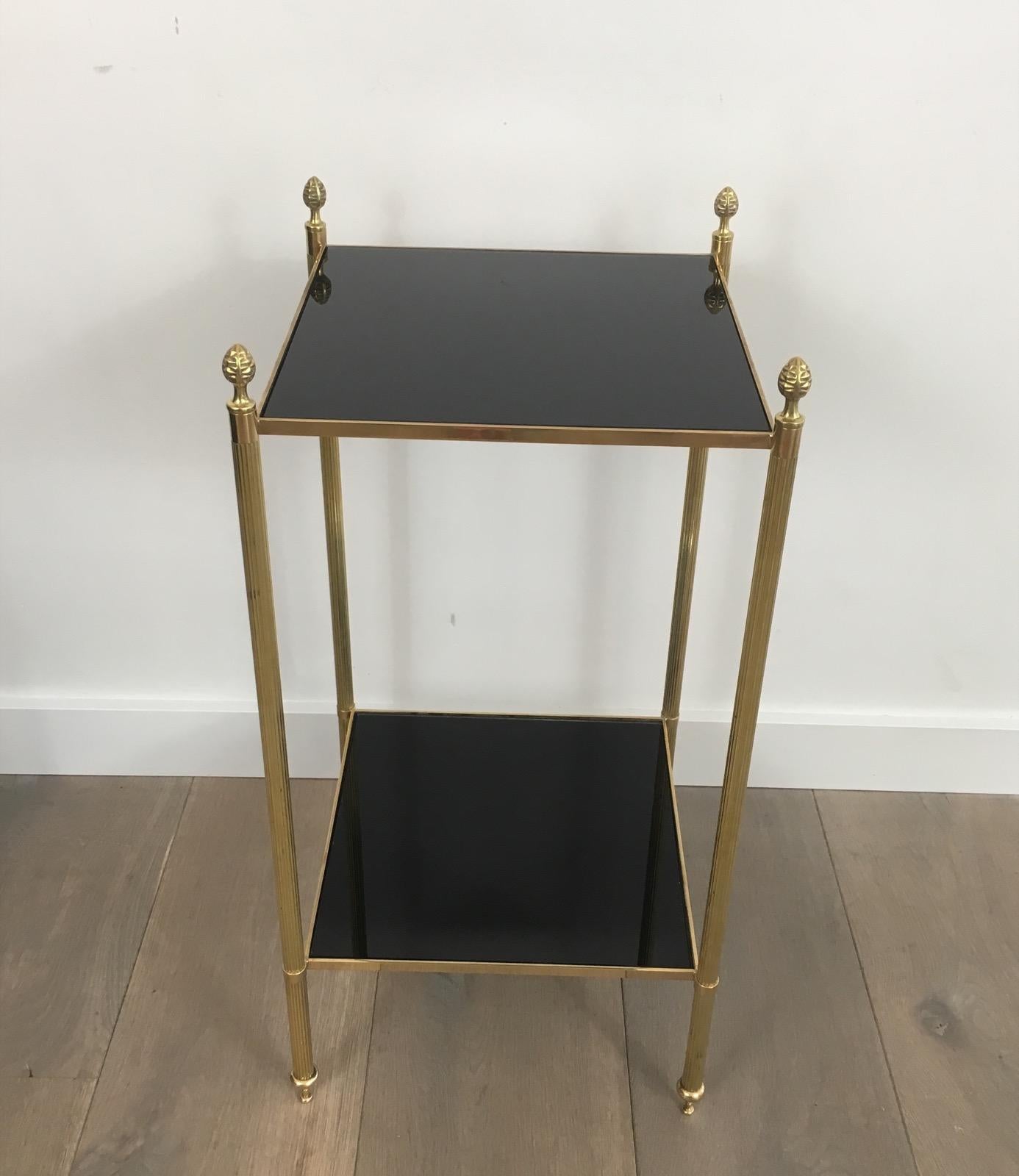 Maison Jansen, Pair of Brass Side Tables with Black Lacquered Glass Tops In Good Condition In Marcq-en-Barœul, Hauts-de-France