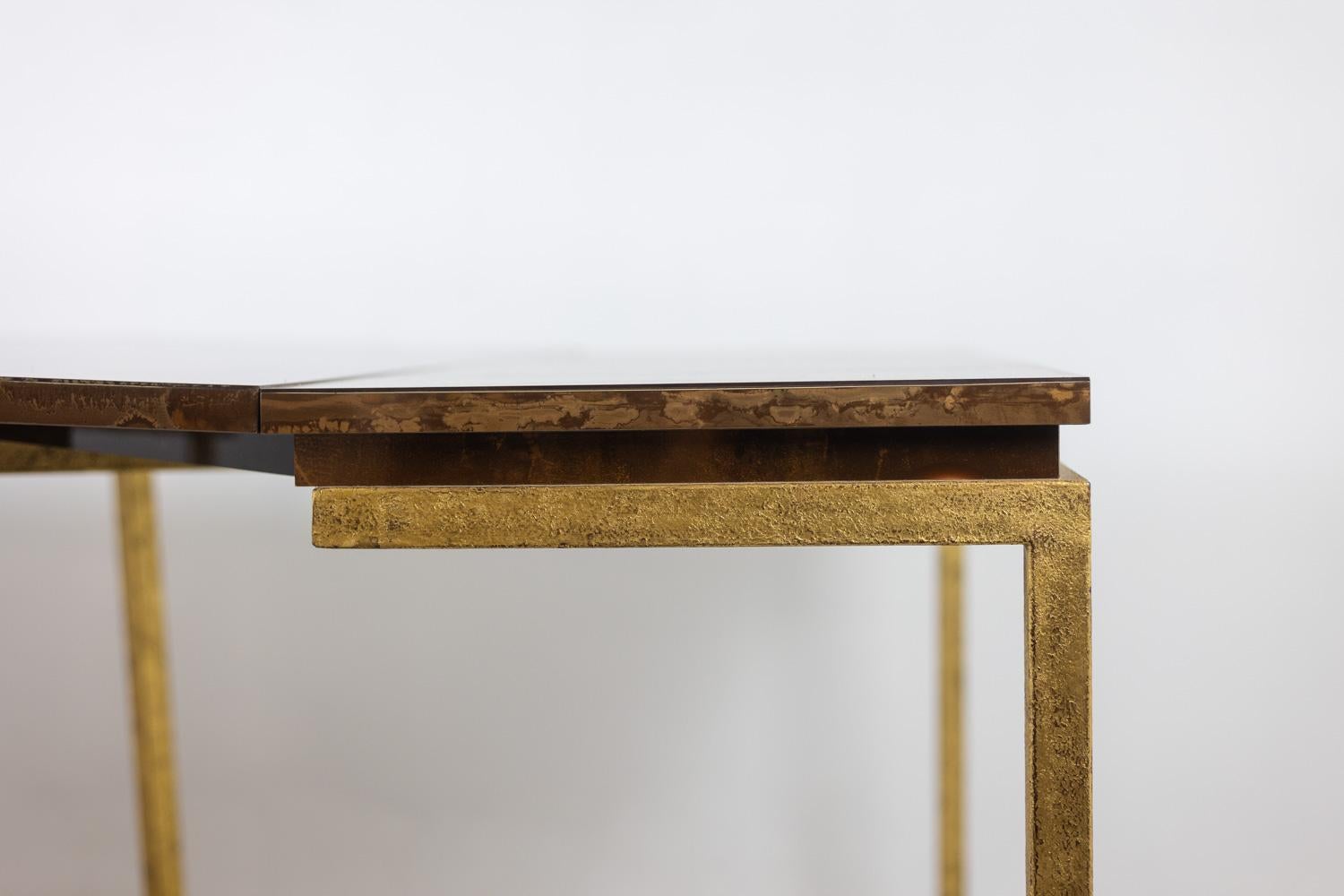 Maison Jansen. Paar Konsolen aus vergoldetem Eisen. Circa 1970. im Angebot 1