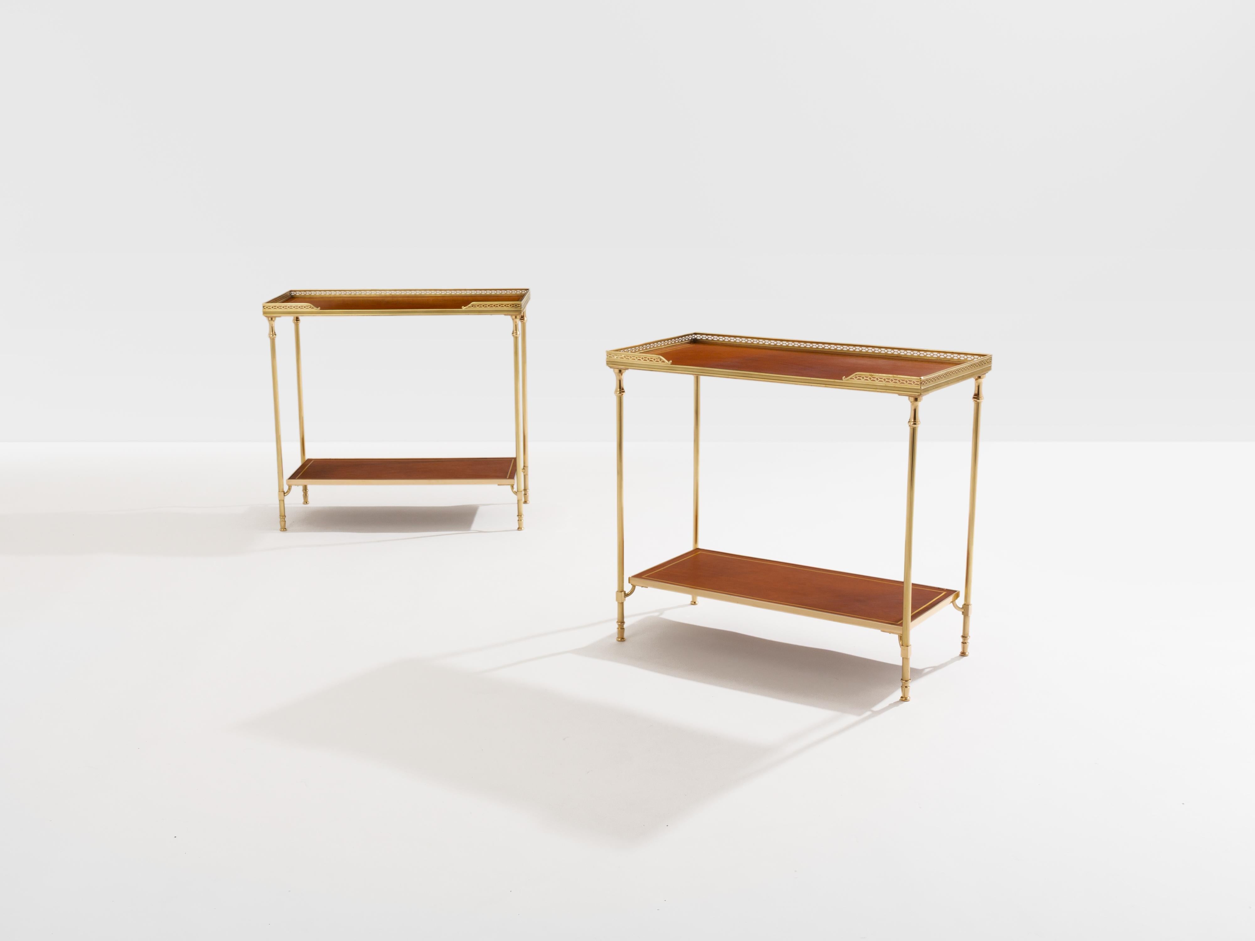 French Maison Jansen pair of two-tier side tables brass brown leather 1960s For Sale
