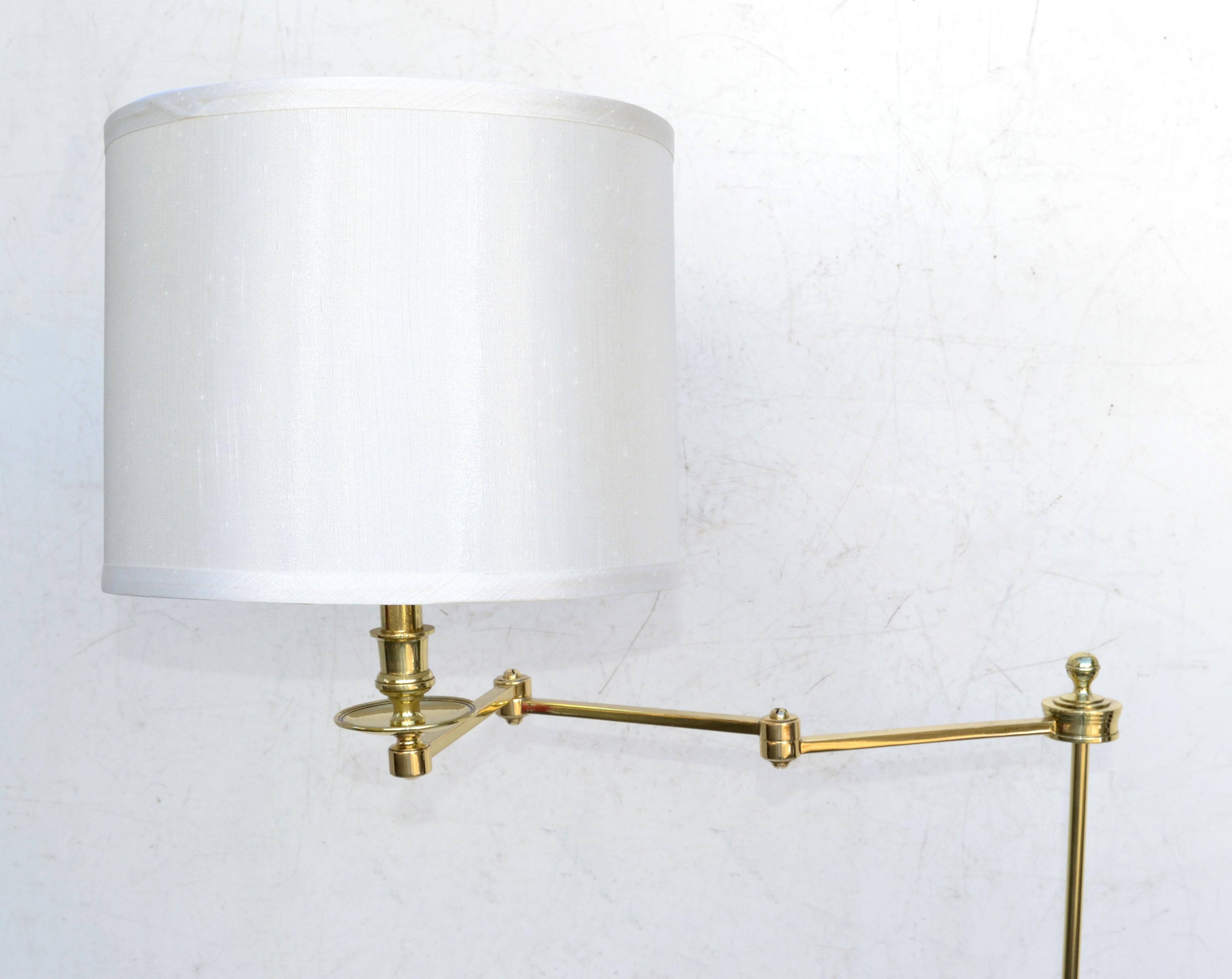 Mid-20th Century Maison Jansen Polished Bronze Retractable Floor Lamp Mid-Century Modern France For Sale