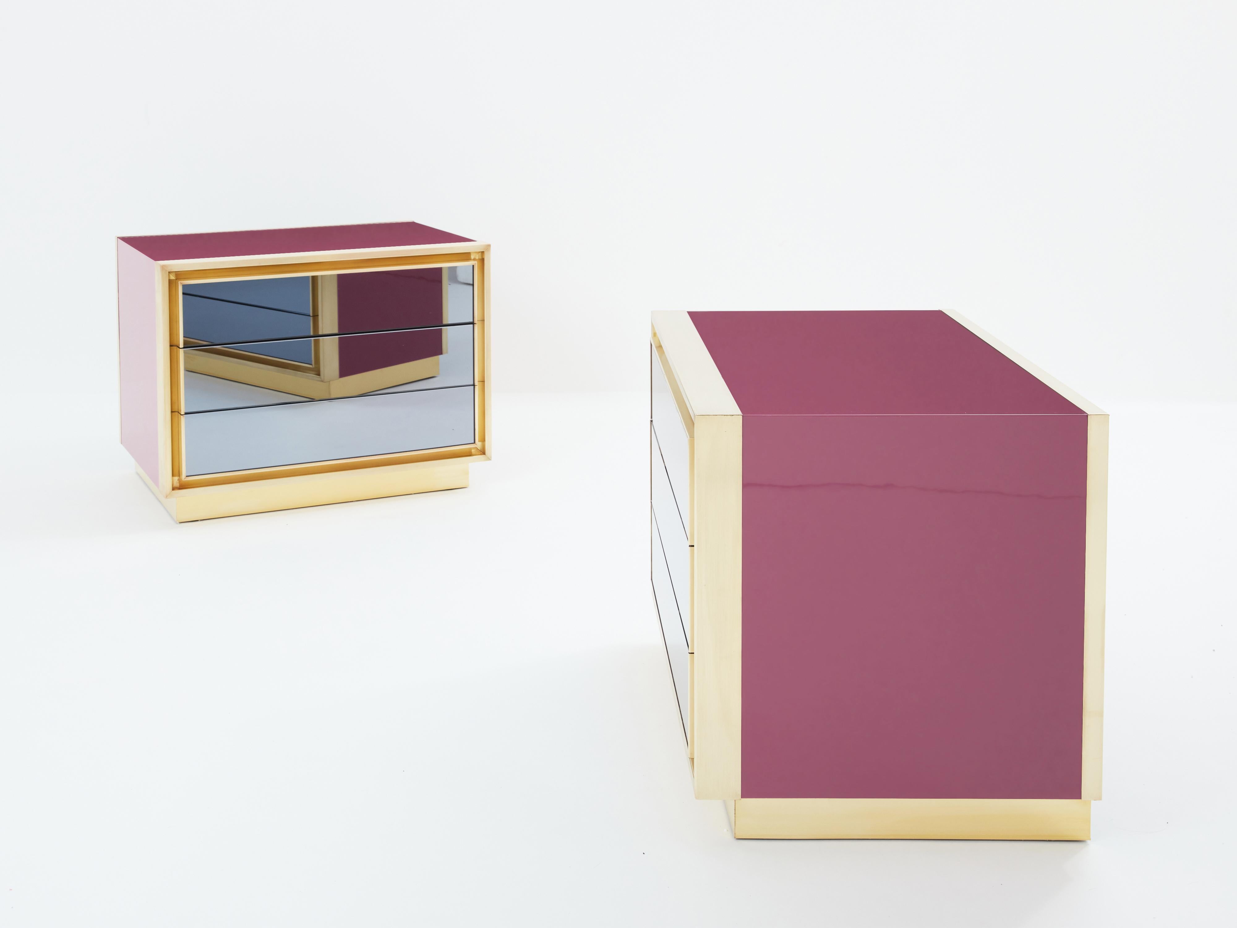 Mid-Century Modern Maison Jansen raspberry lacquer brass mirrored nightstands 1970s For Sale