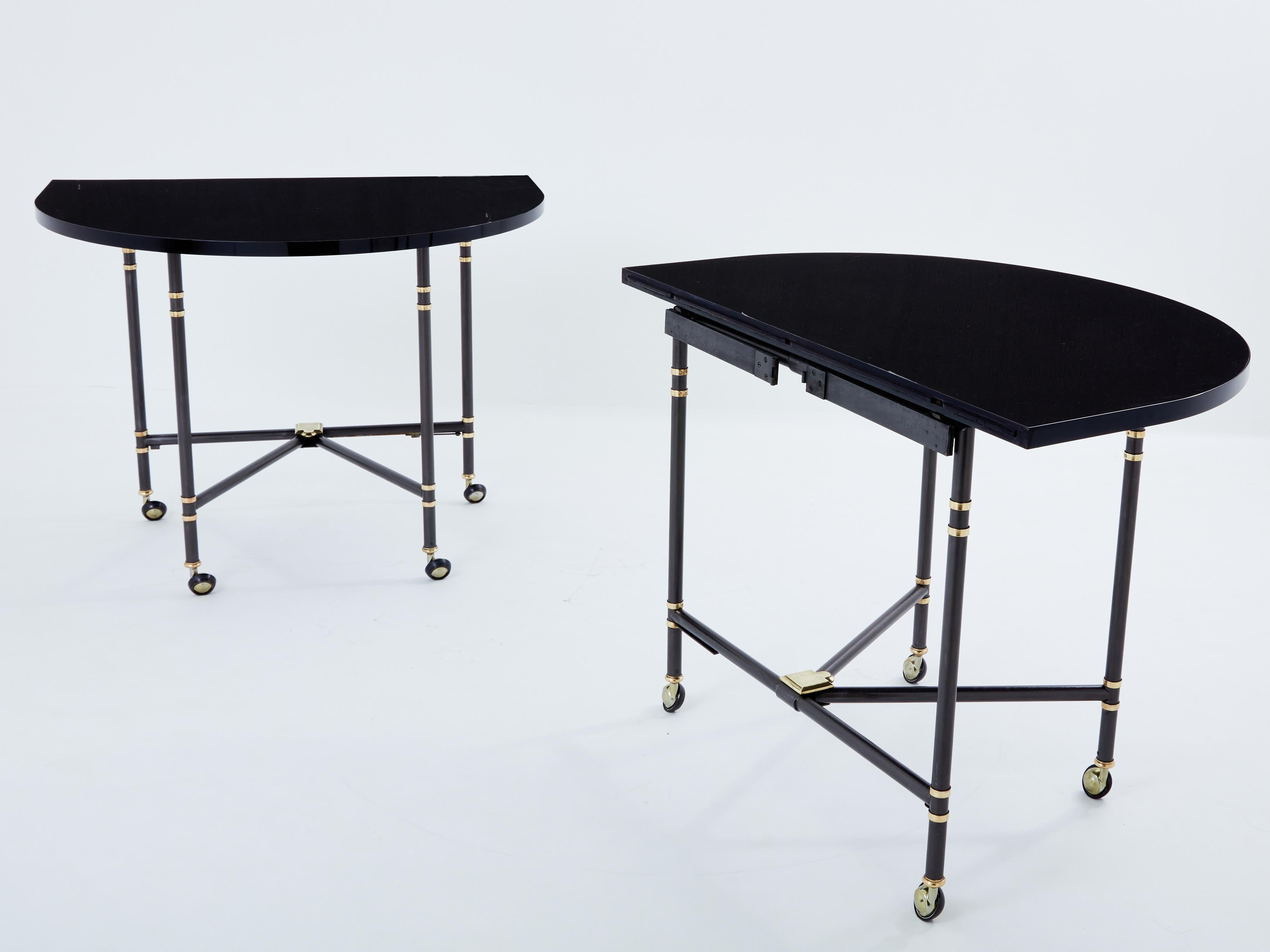 French Maison Jansen Royal dining table black lacquered top 1960s For Sale