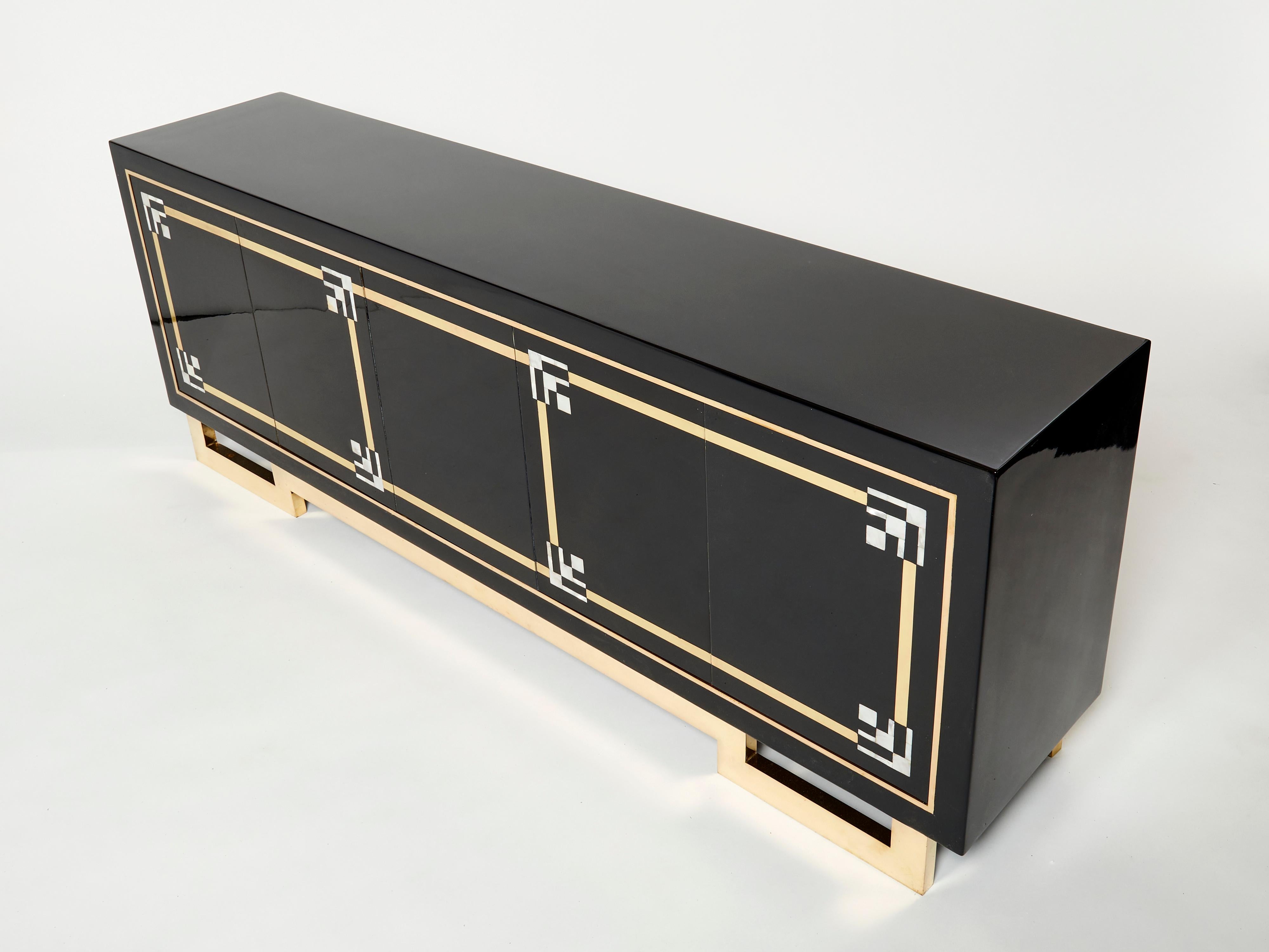 Sideboard Brass Black Lacquered Shell Inlays 1970s in the style of Maison Jansen For Sale 6