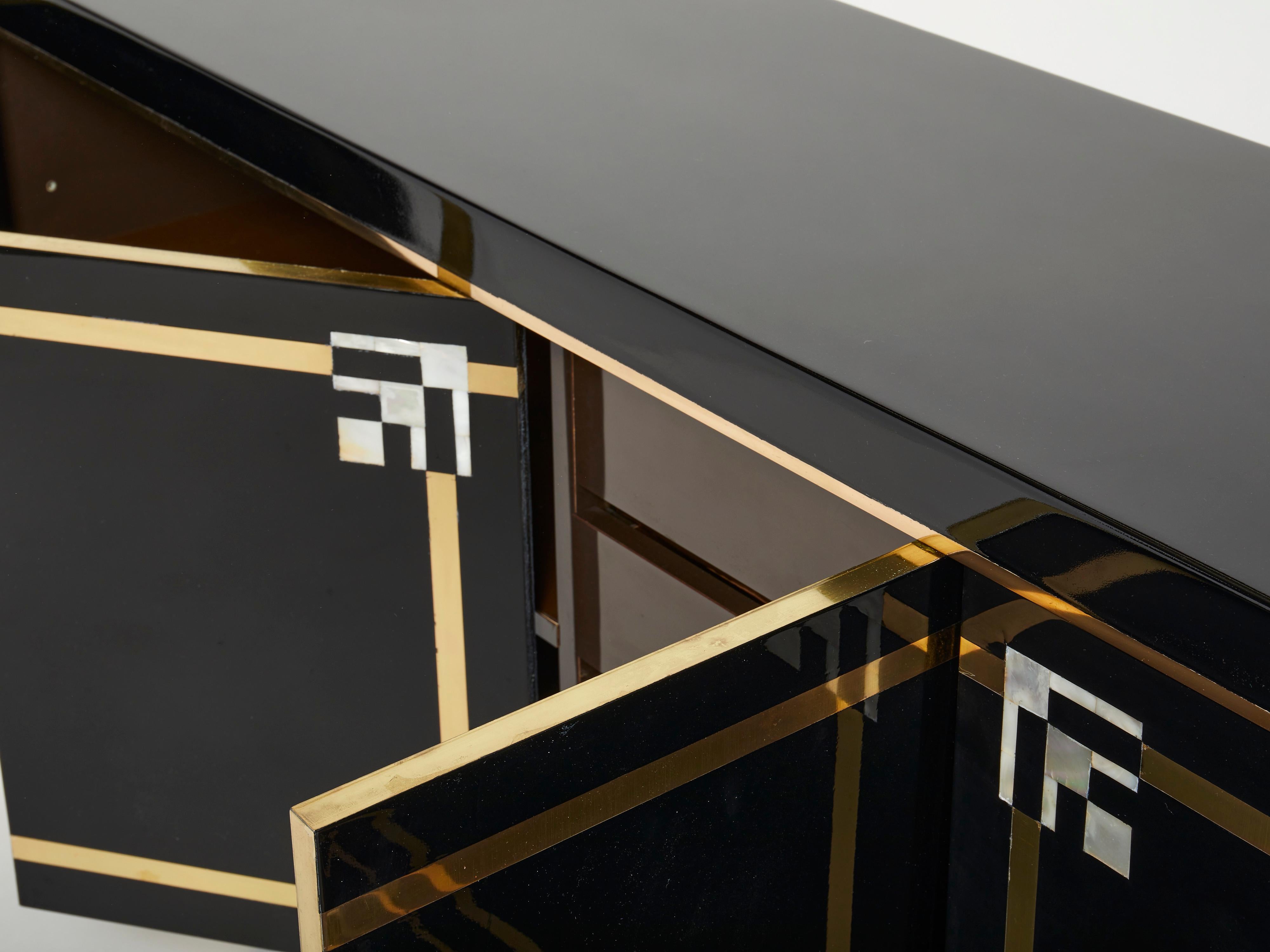 Sideboard Brass Black Lacquered Shell Inlays 1970s in the style of Maison Jansen For Sale 7