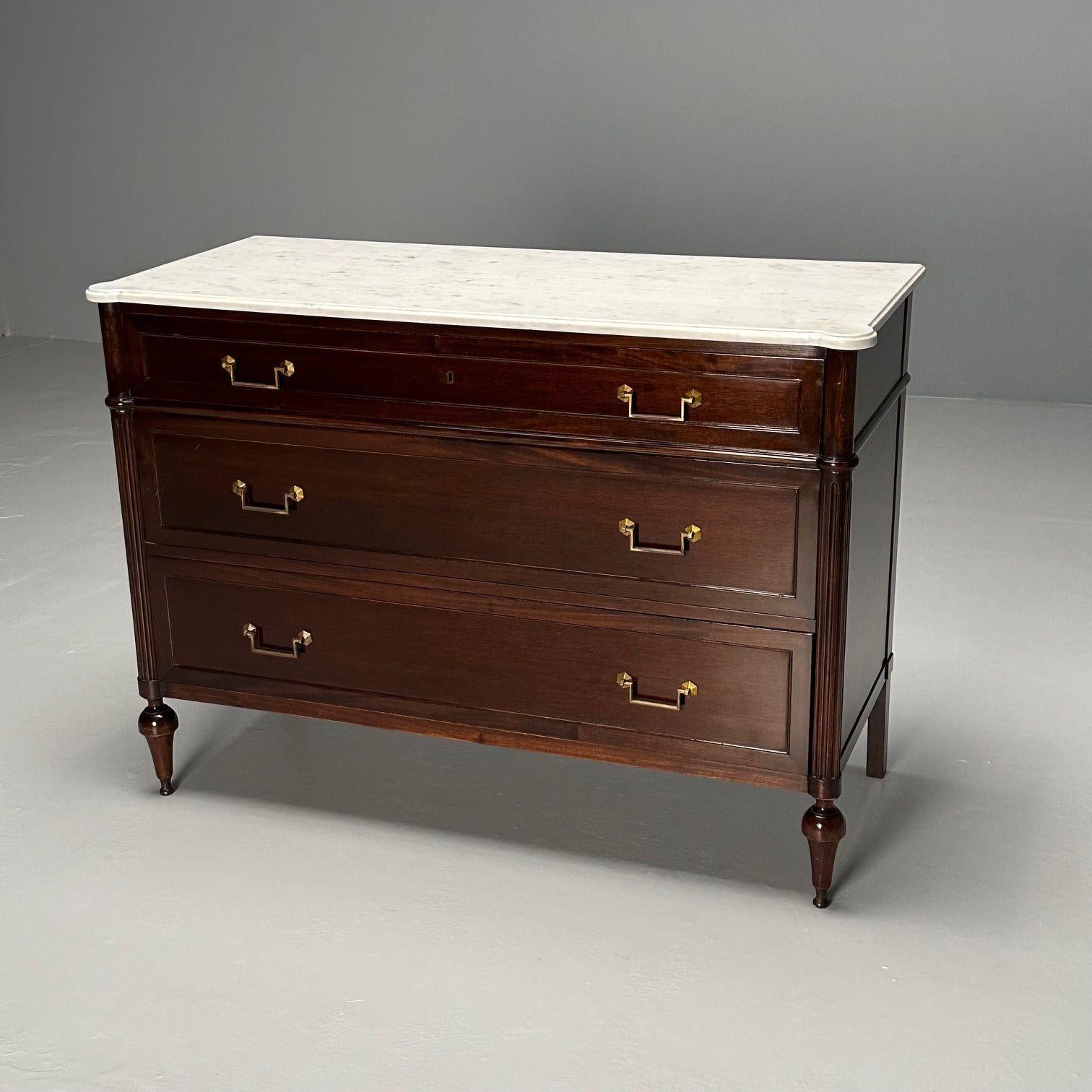 Commodo con piano in marmo in mogano stile Luigi XVI con timbro della Maison Jansen 1