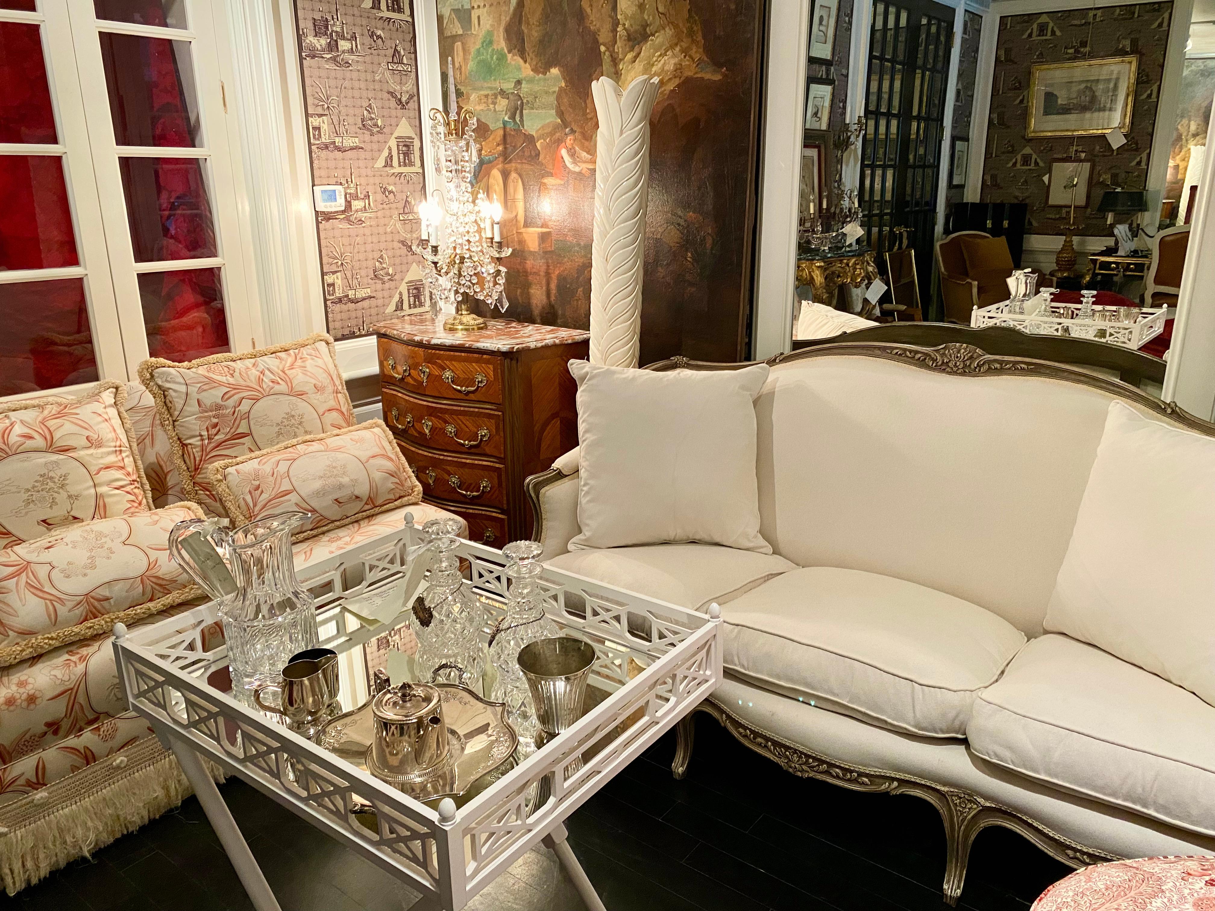 Maison Jansen Gestempeltes Sofa, Louis XV.-Stil, Frankreich im Zustand „Gut“ im Angebot in Montreal, Quebec