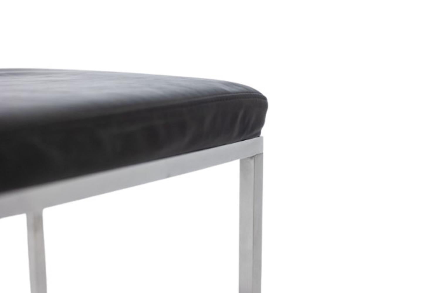Brushed Maison Jansen. Stool in brushed aluminum and black leather. 1970s. For Sale