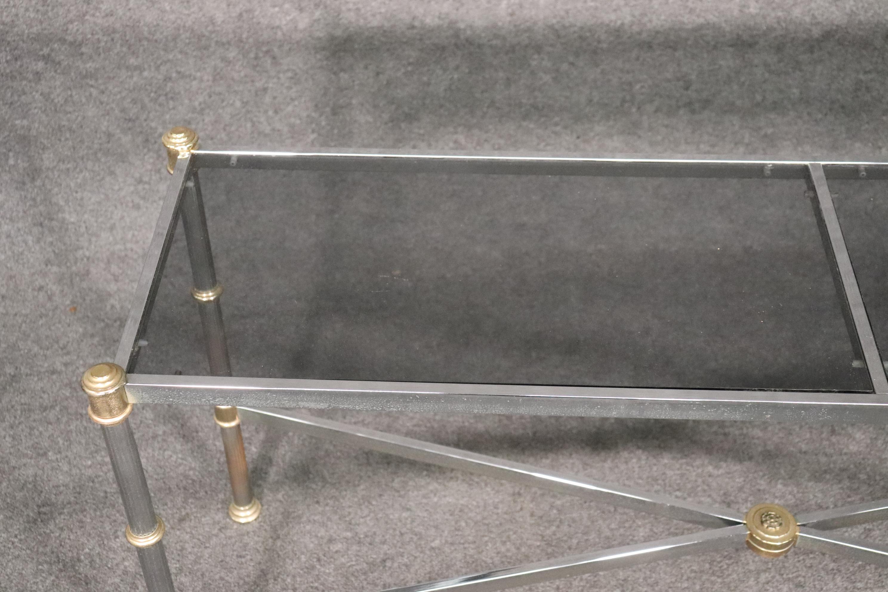 Table console en acier chromé de style Directoire de la Maison Jansen avec verre fumé  Bon état - En vente à Swedesboro, NJ