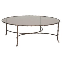 Table de cocktail ronde en faux métal et bambou de style Maison Jansen