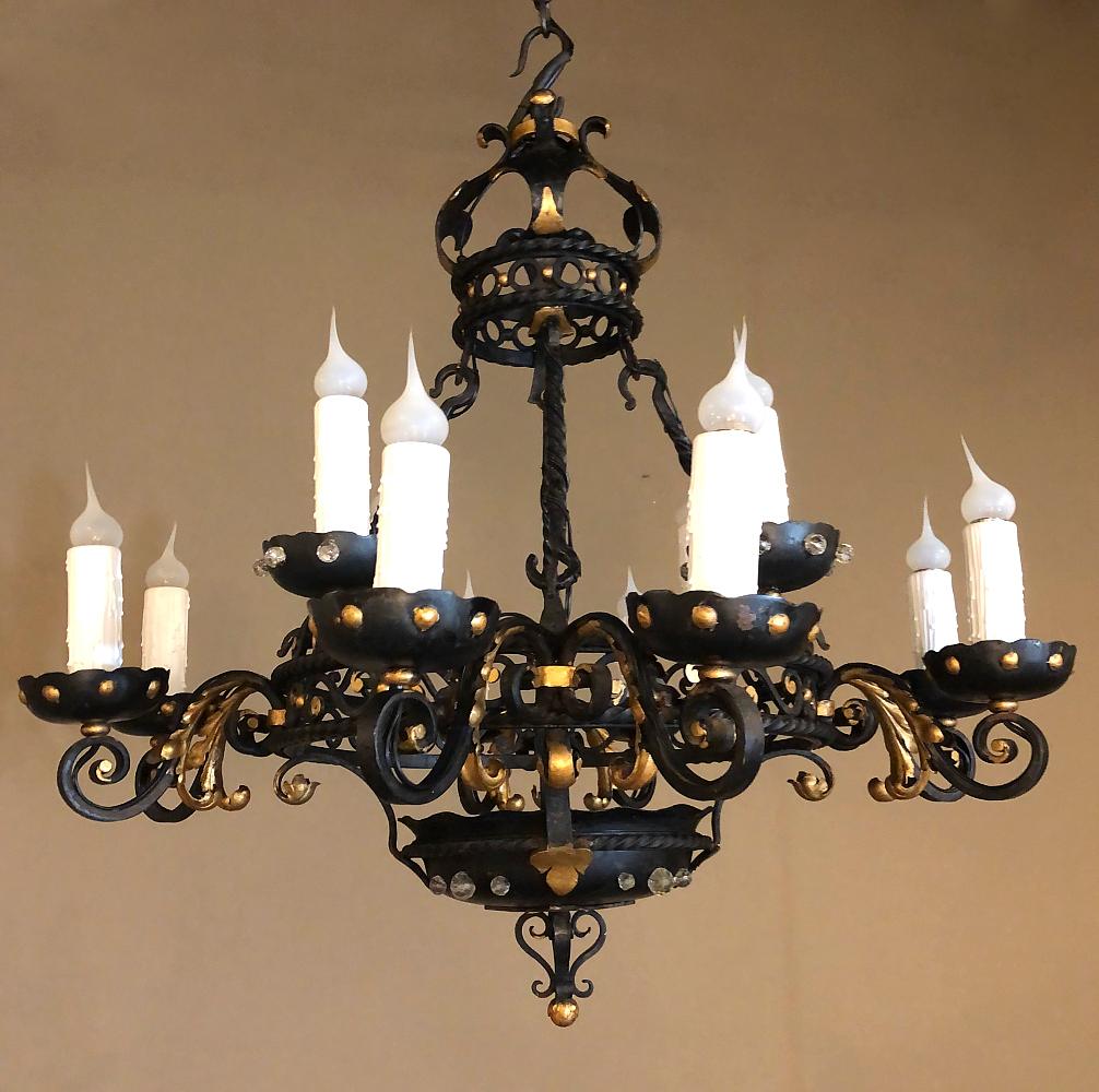 Lustre en fer forgé français de style Maison Jansen en vente 5