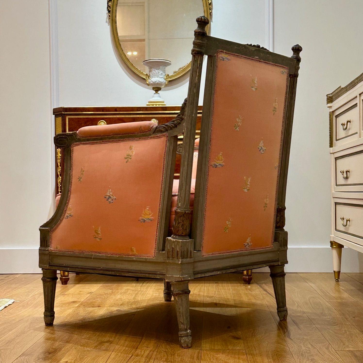 Estilo Maison Jansen, Gustaviano, Luis XVI, Sillones, Pintura gris envejecida principios del siglo XX en venta