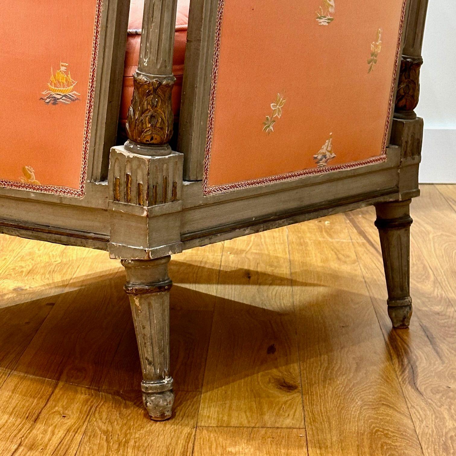 Estilo Maison Jansen, Gustaviano, Luis XVI, Sillones, Pintura gris envejecida en venta 1