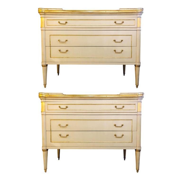 Maison Jansen Style Hollywood Regency Commodes, Dressers, Nightstands, a Pair