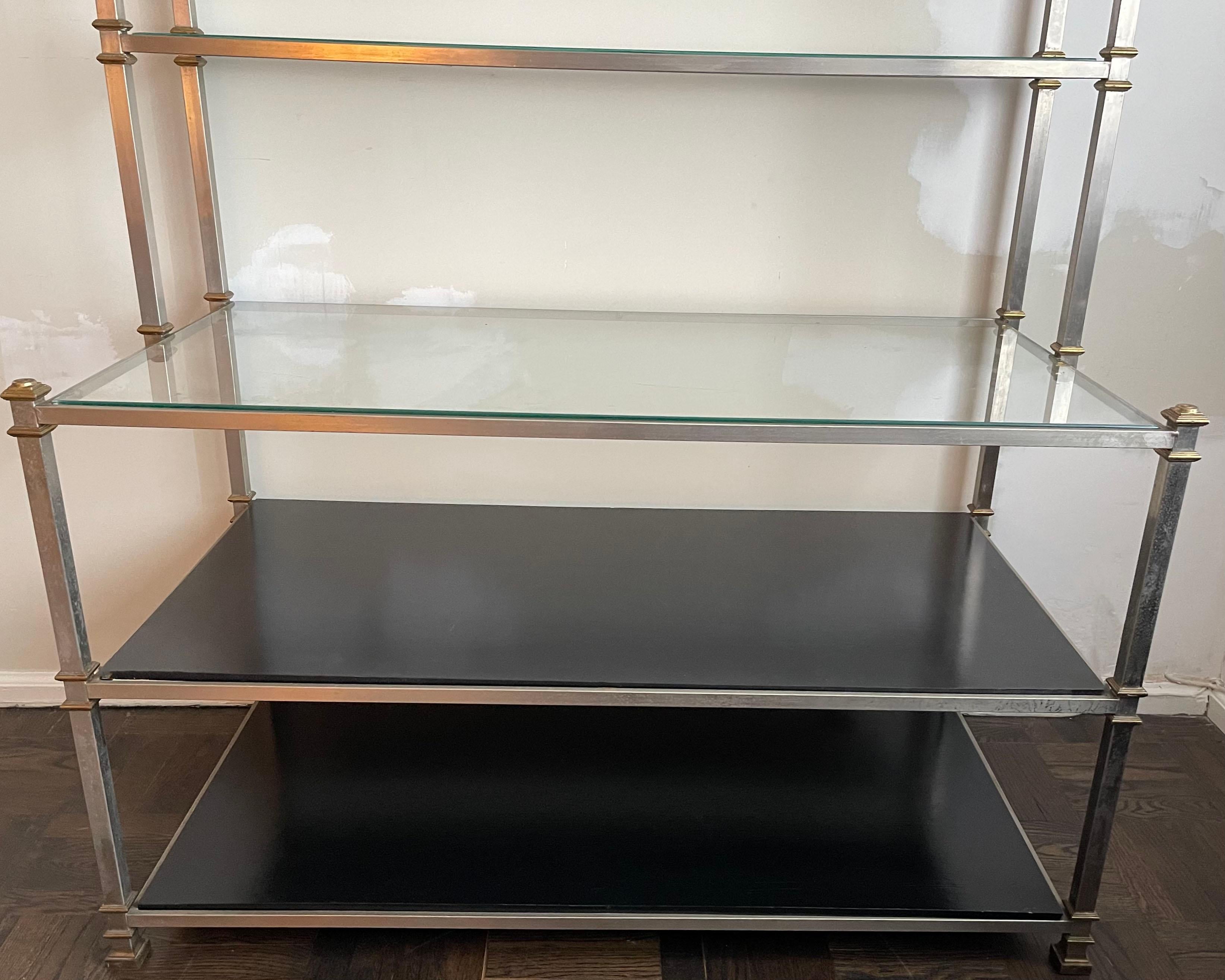Libreria o Etagere con ghianda in stile neoclassico della Maison Jansen in vendita 1