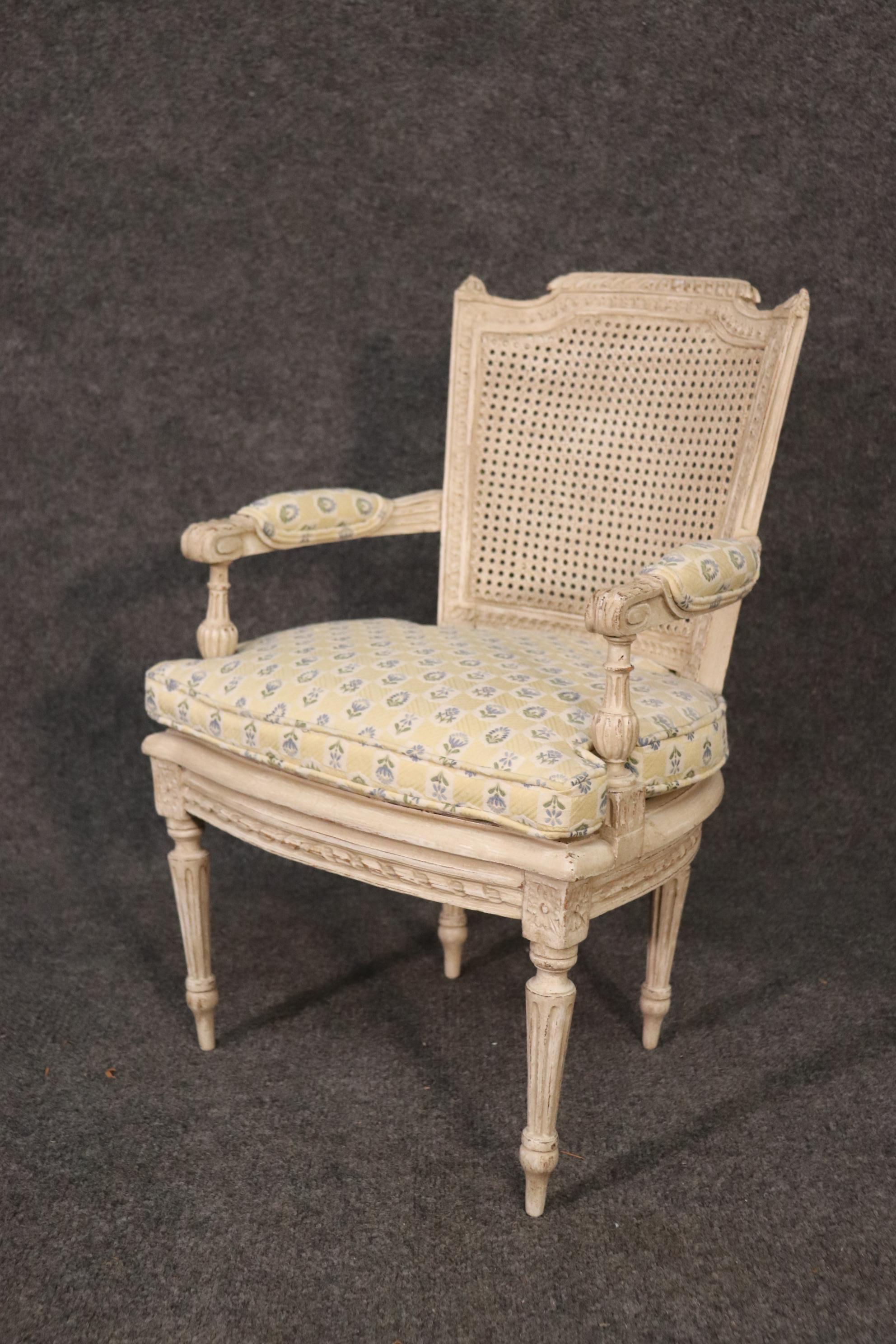 Maison Jansen Style Louis XVI Painted Childs Chair or Salesman's Sample In Good Condition In Swedesboro, NJ