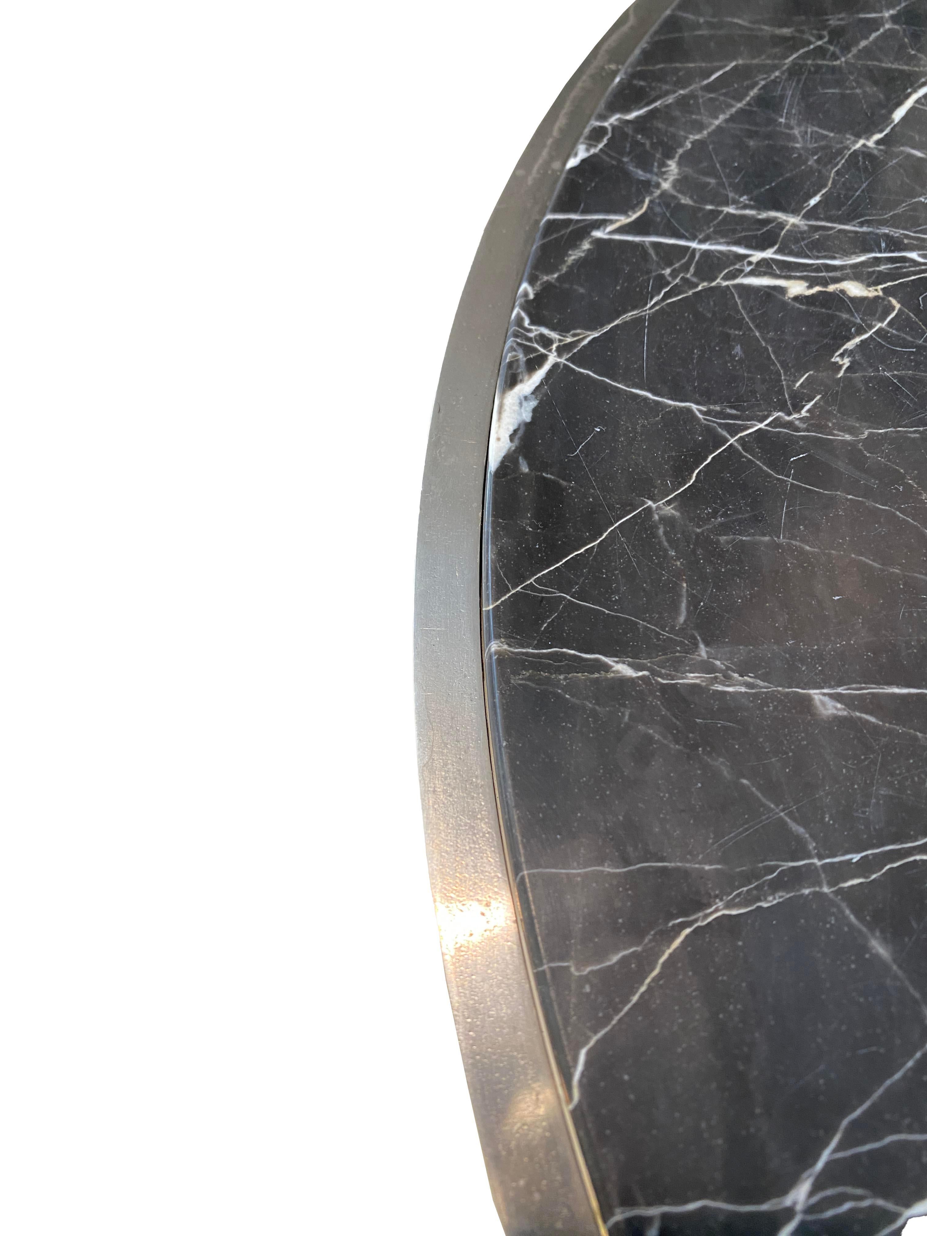 Mesa con tapa de mármol estilo Maison Jansen en venta 1