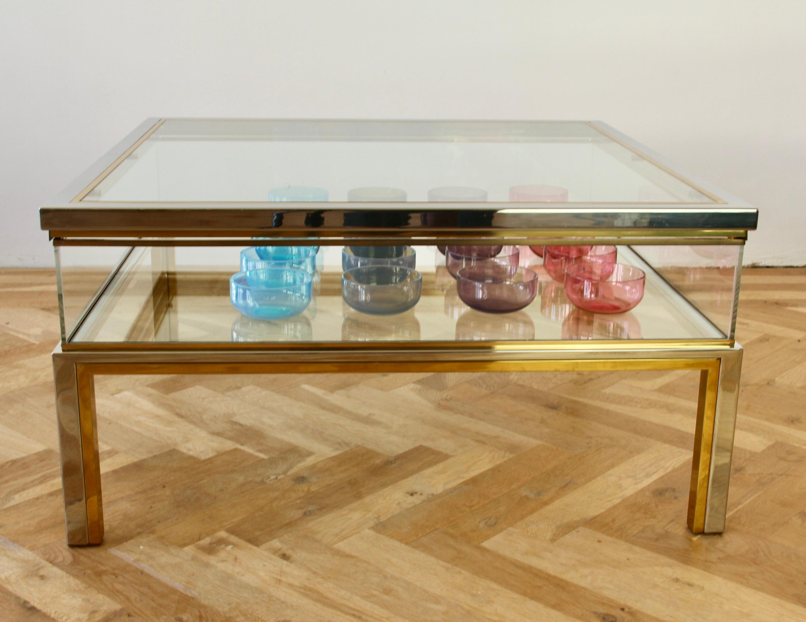 Maison Jansen Style Mid-Century Brass and Chrome Bicolor Vitrine Coffee Table For Sale 4
