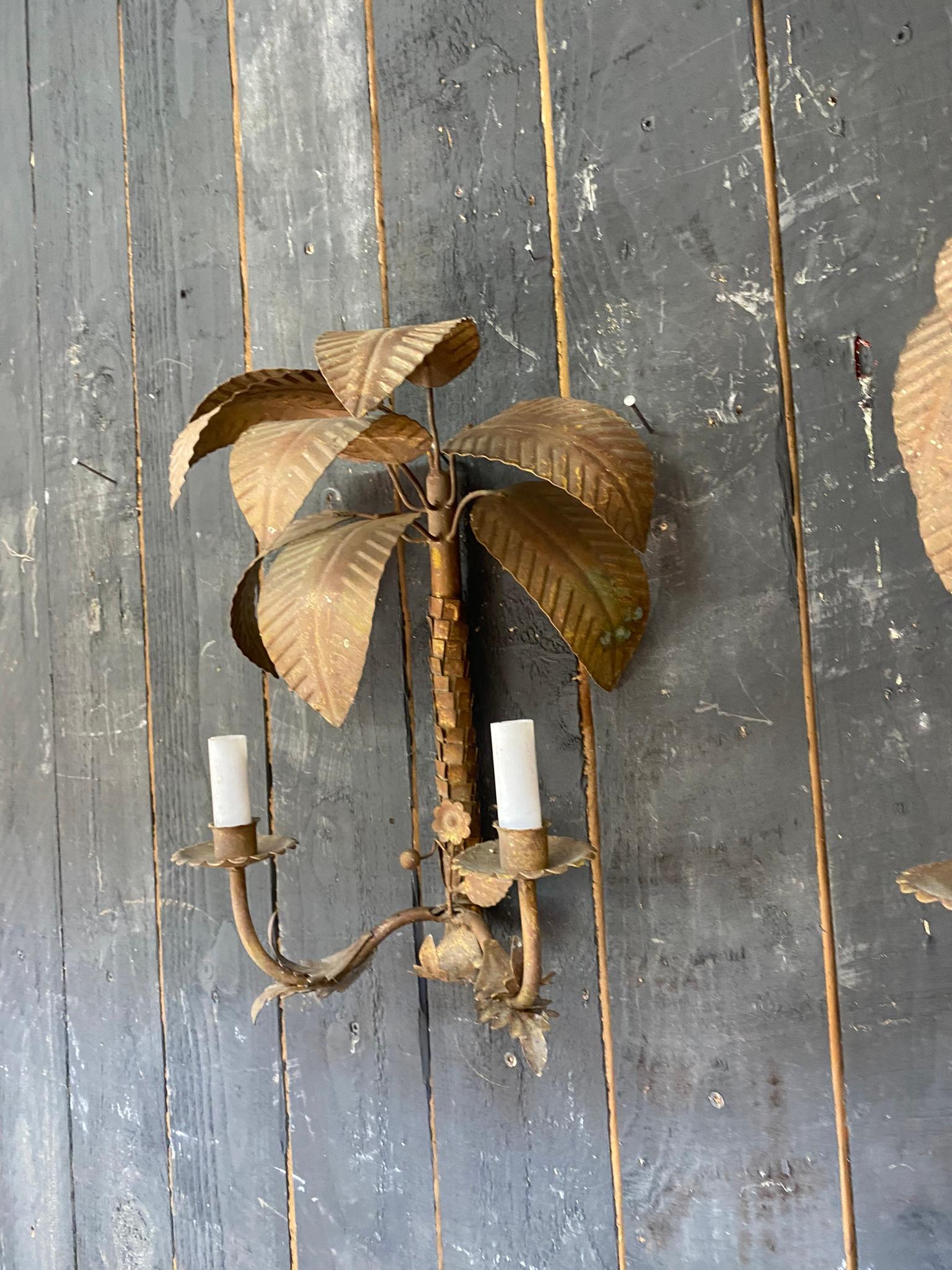 MAISON JANSEN (style of) pair of lamps in gilded metal with palm tree decoration 4