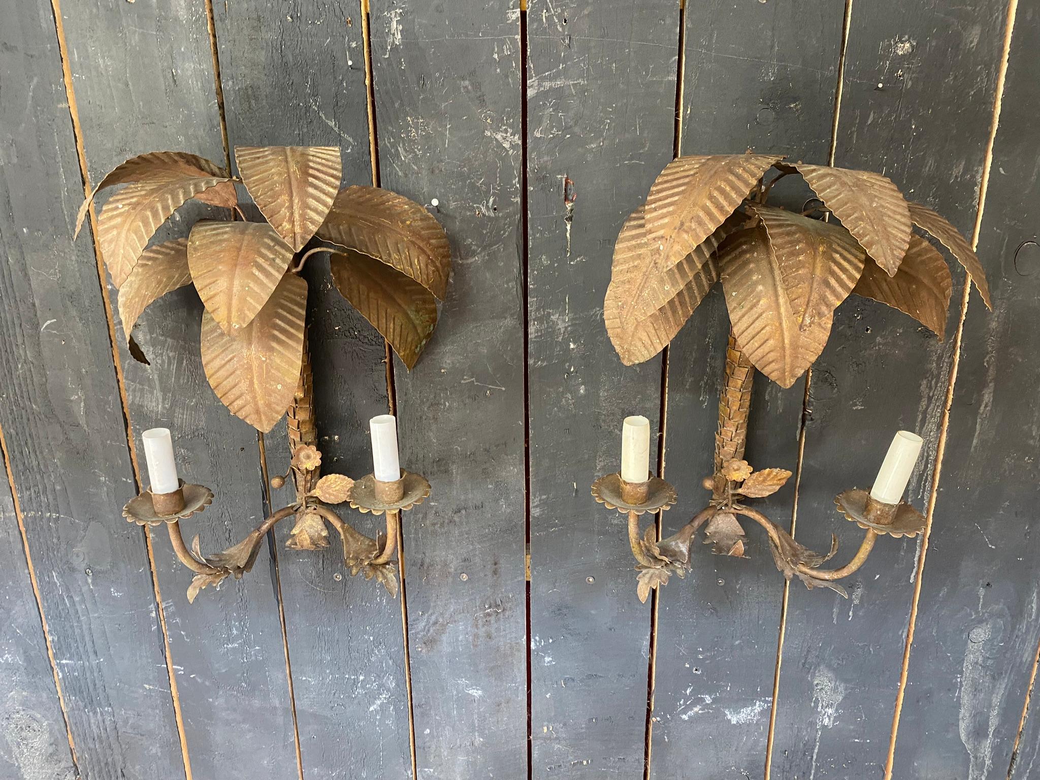 MAISON JANSEN (style of) pair of lamps in gilded metal with palm tree decoration 7
