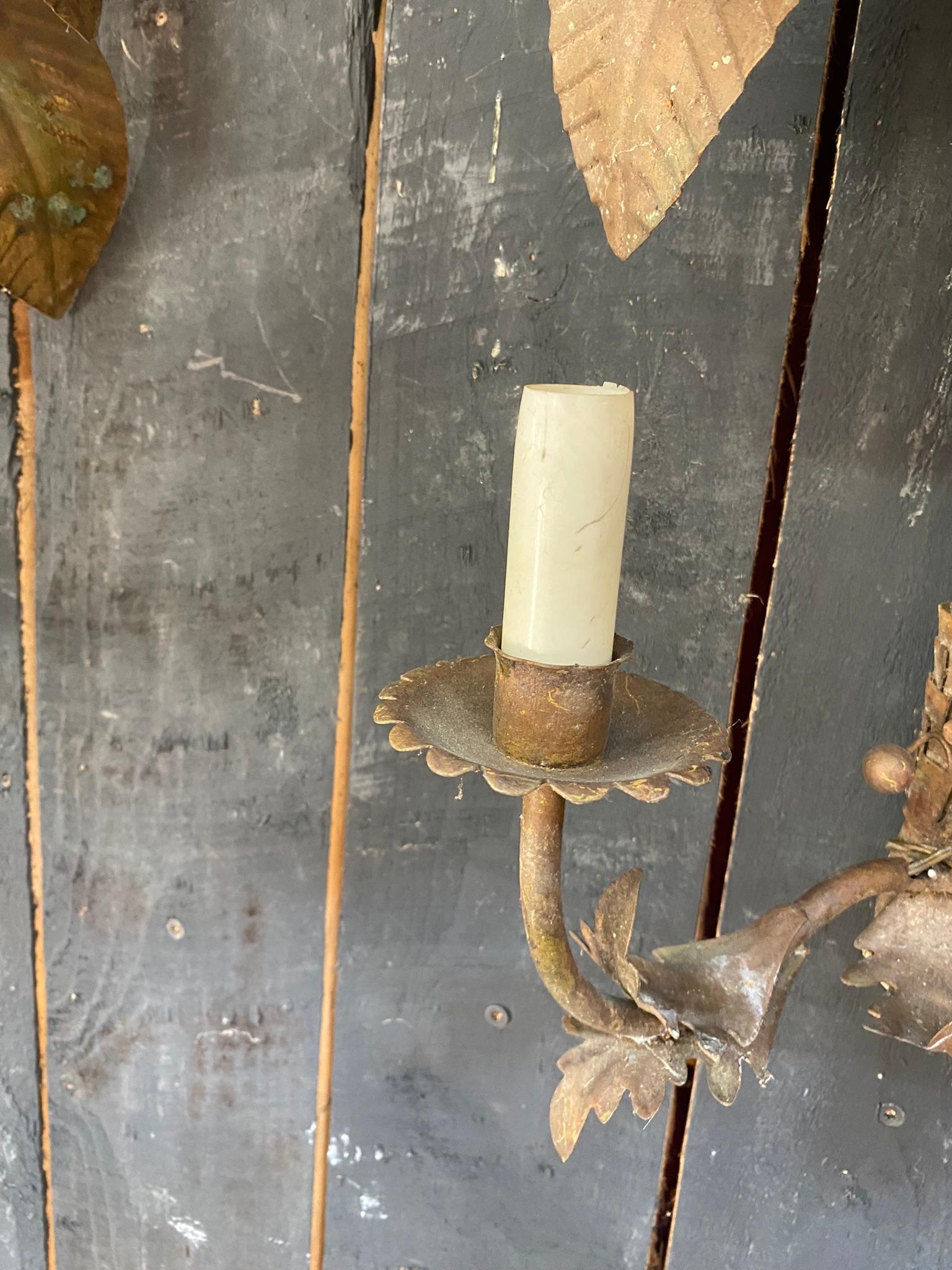 MAISON JANSEN (style of) paire de lampes en métal doré avec décoration de palmier 8