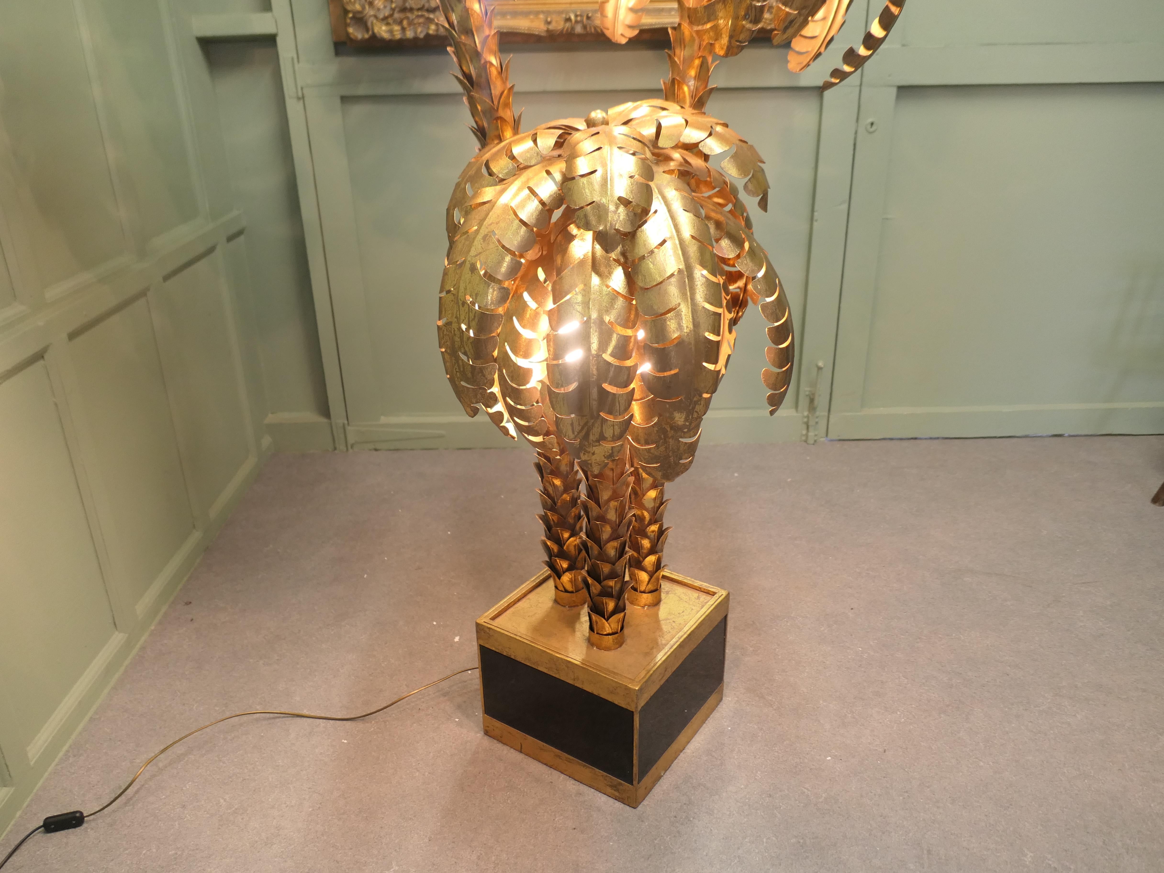 XX secolo Lampada da terra in stile Maison Jansen con albero di palma in terracotta francese 1970/1980 in vendita