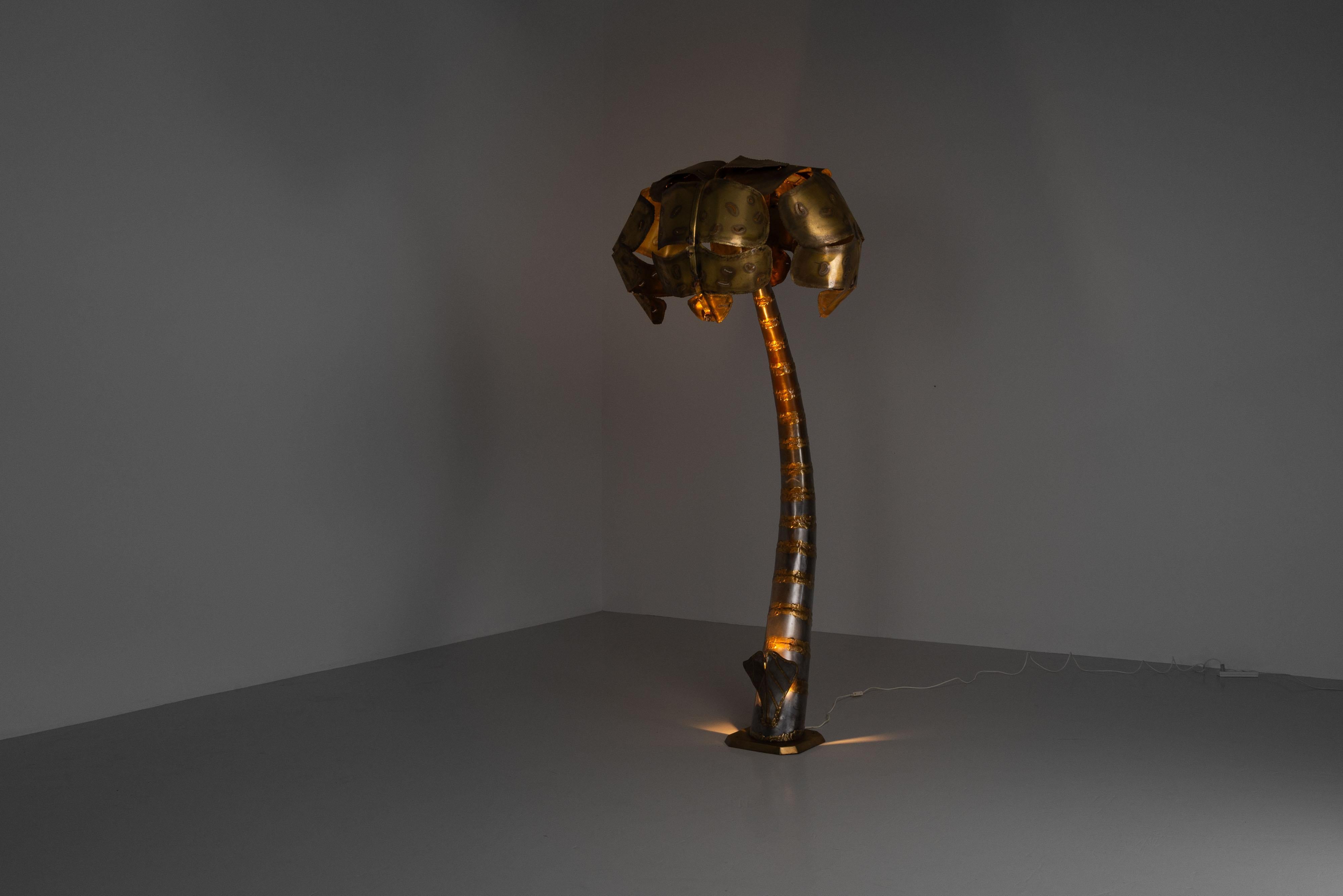 Palmen-Stehlampe im Stil von Maison Jansen, Frankreich 1970er Jahre im Angebot 9
