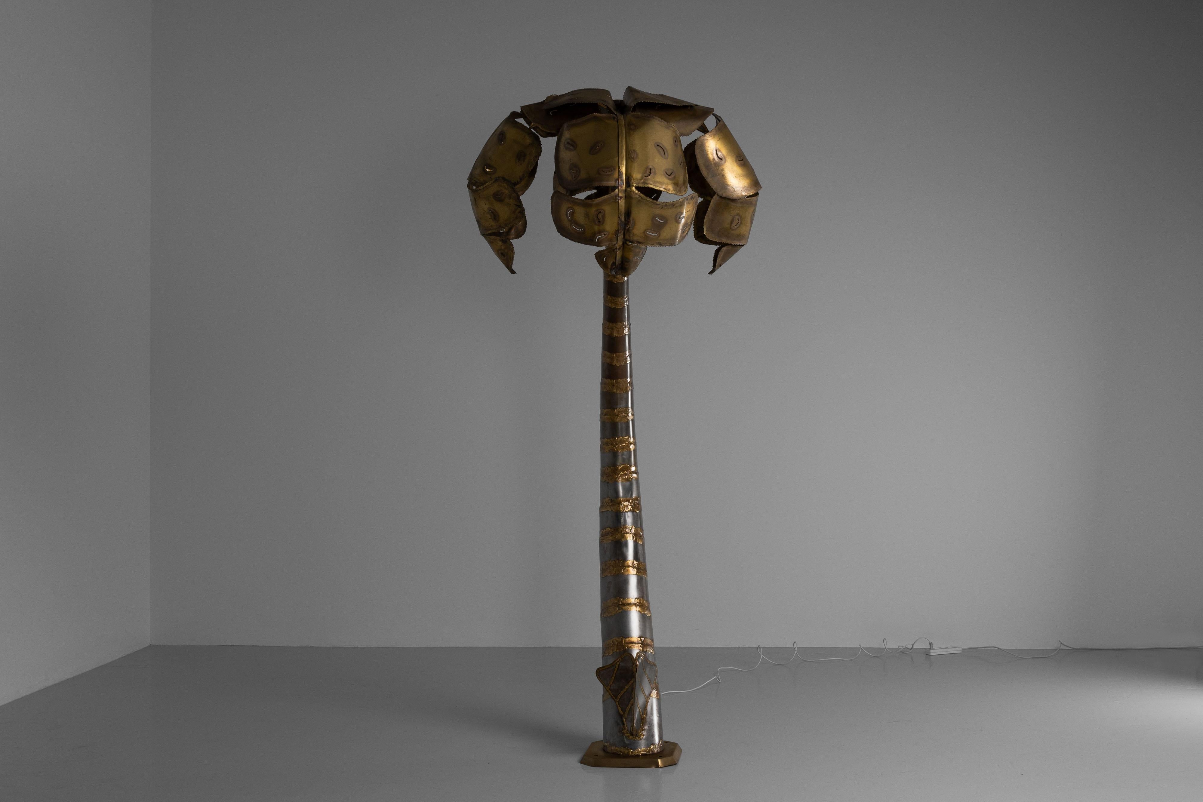Palmen-Stehlampe im Stil von Maison Jansen, Frankreich 1970er Jahre (Ende des 20. Jahrhunderts) im Angebot