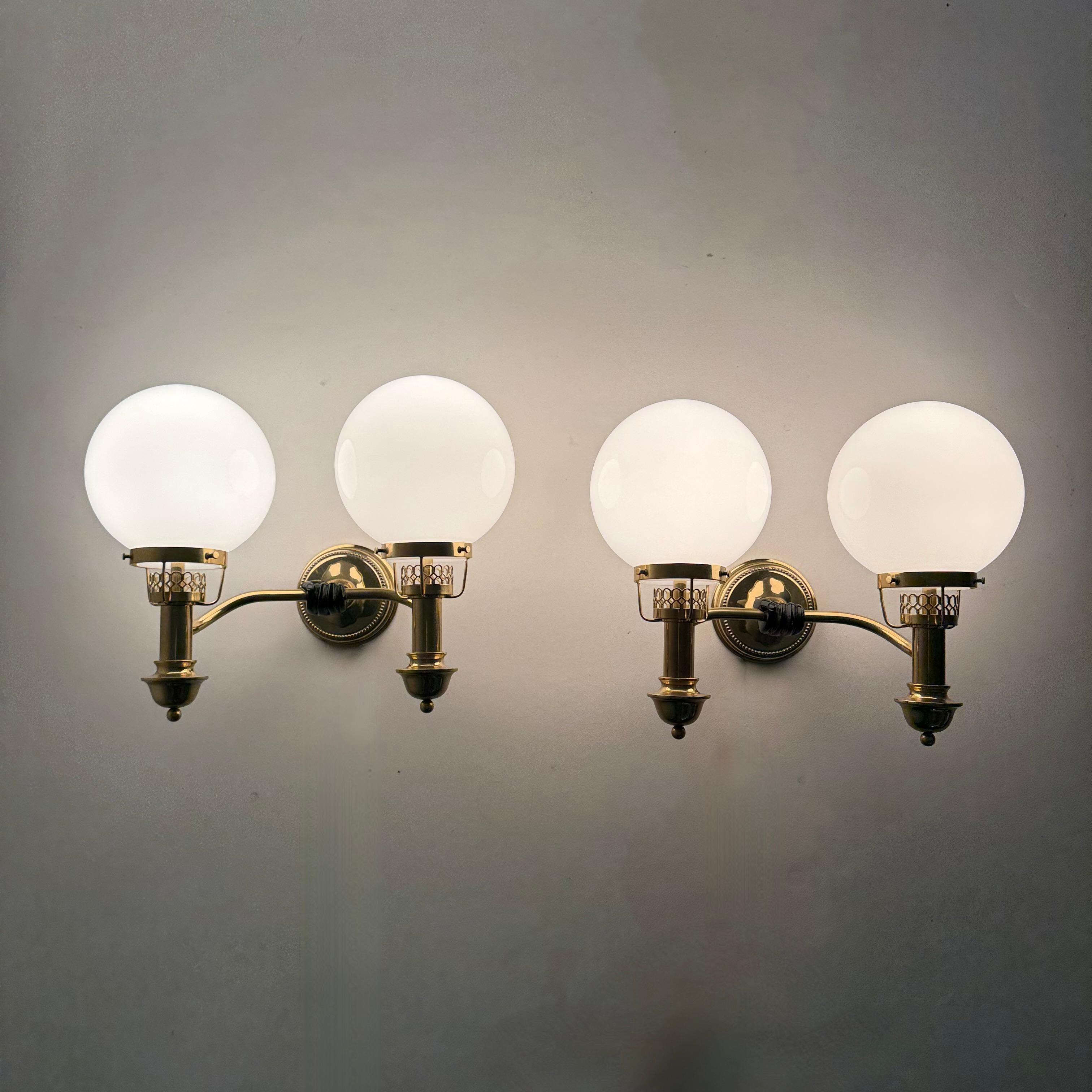 Apliques de latón pulido estilo Maison Jansen de Vereinigte Werkstätten München en venta 1